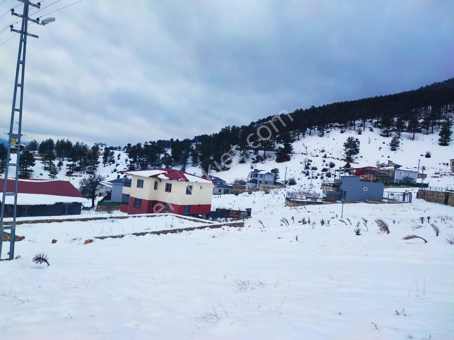 Kar Emlaktan Yenikonacık Bozkırlı Mevkiinde 420m2 Satılık Arsa - Görsel 3