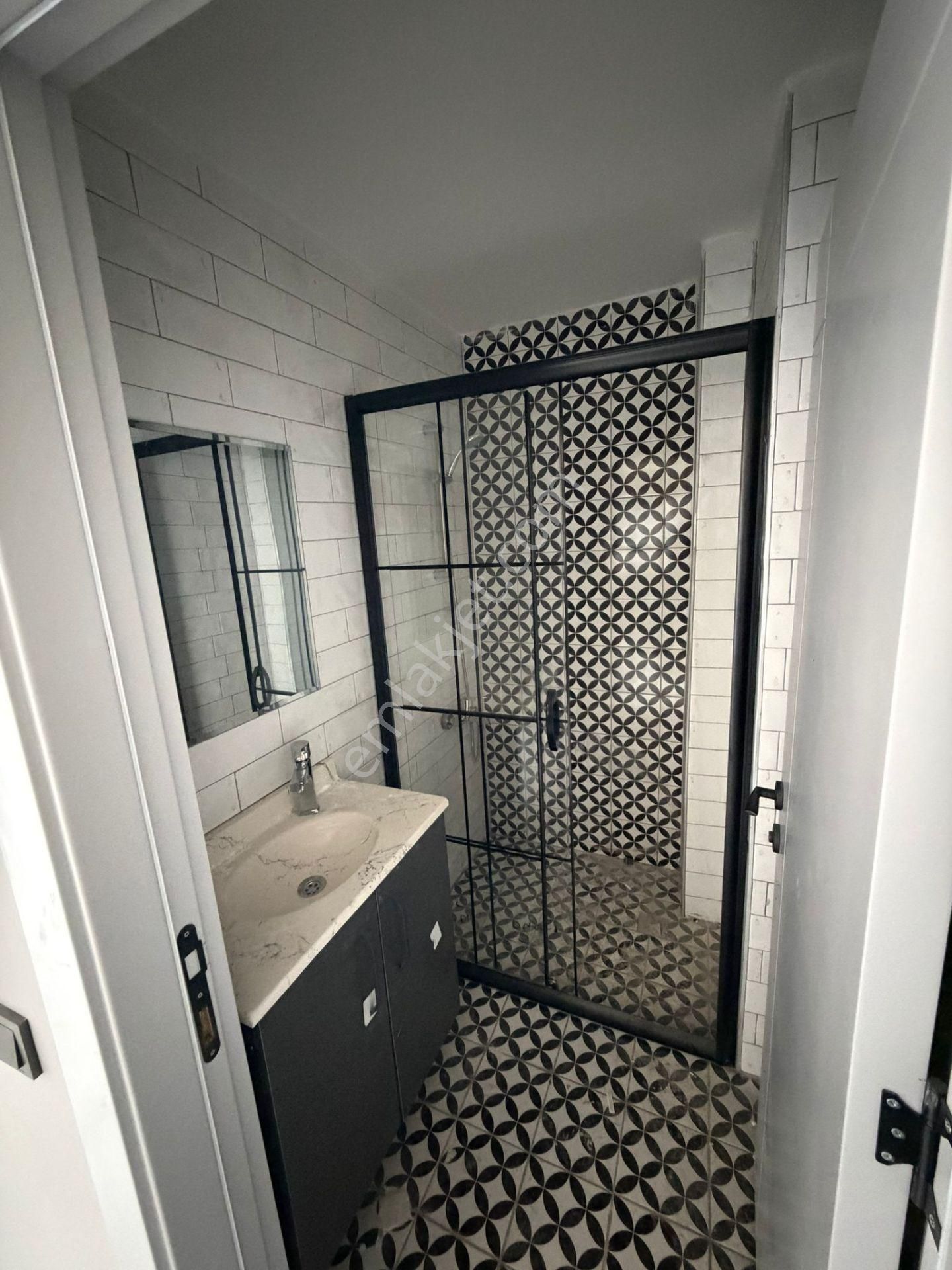 Mezitli Tece Cadde Üstü 1+1 Bagımsıs Balkon 55 M2 - Görsel 5