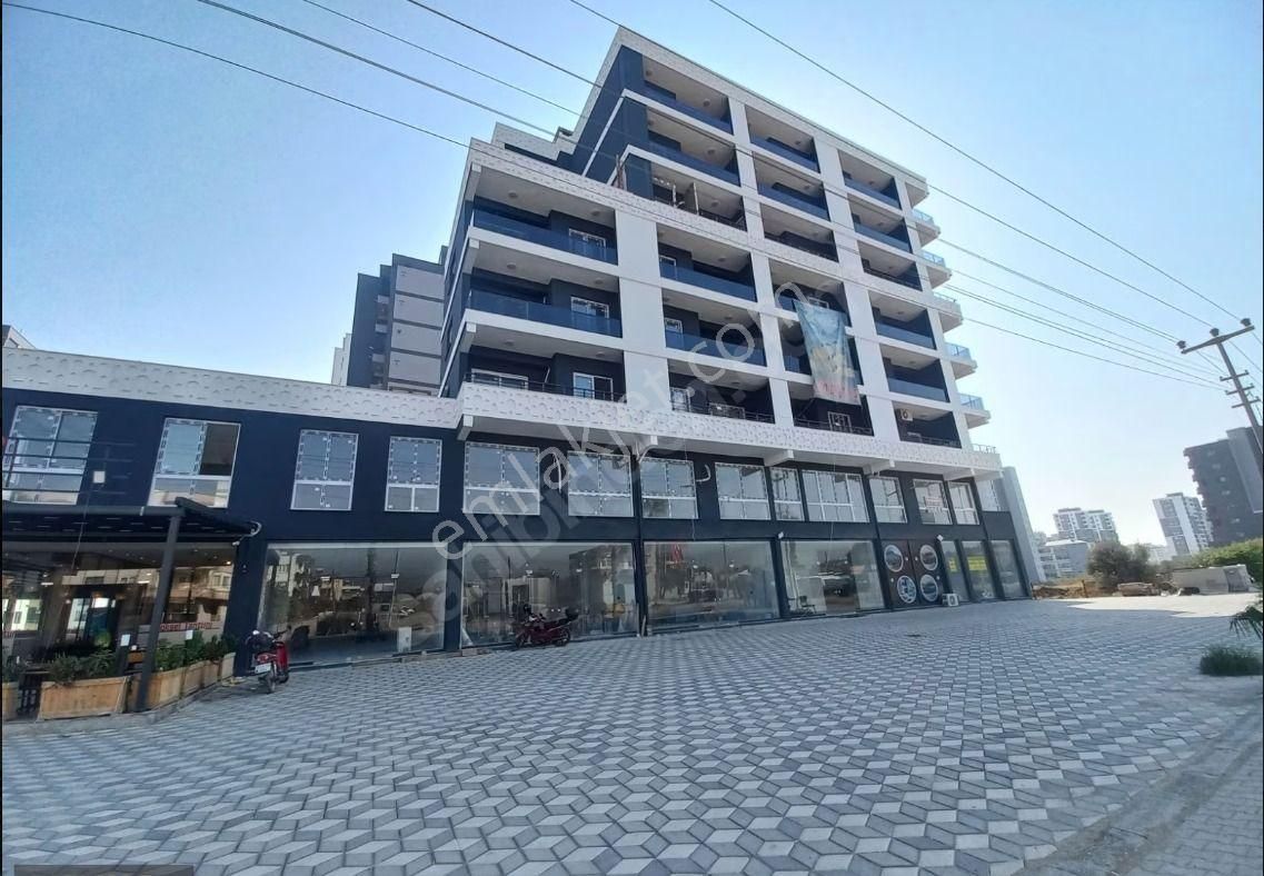 Mezitli Tece Cadde Üstü 1+1 Bagımsıs Balkon 55 M2