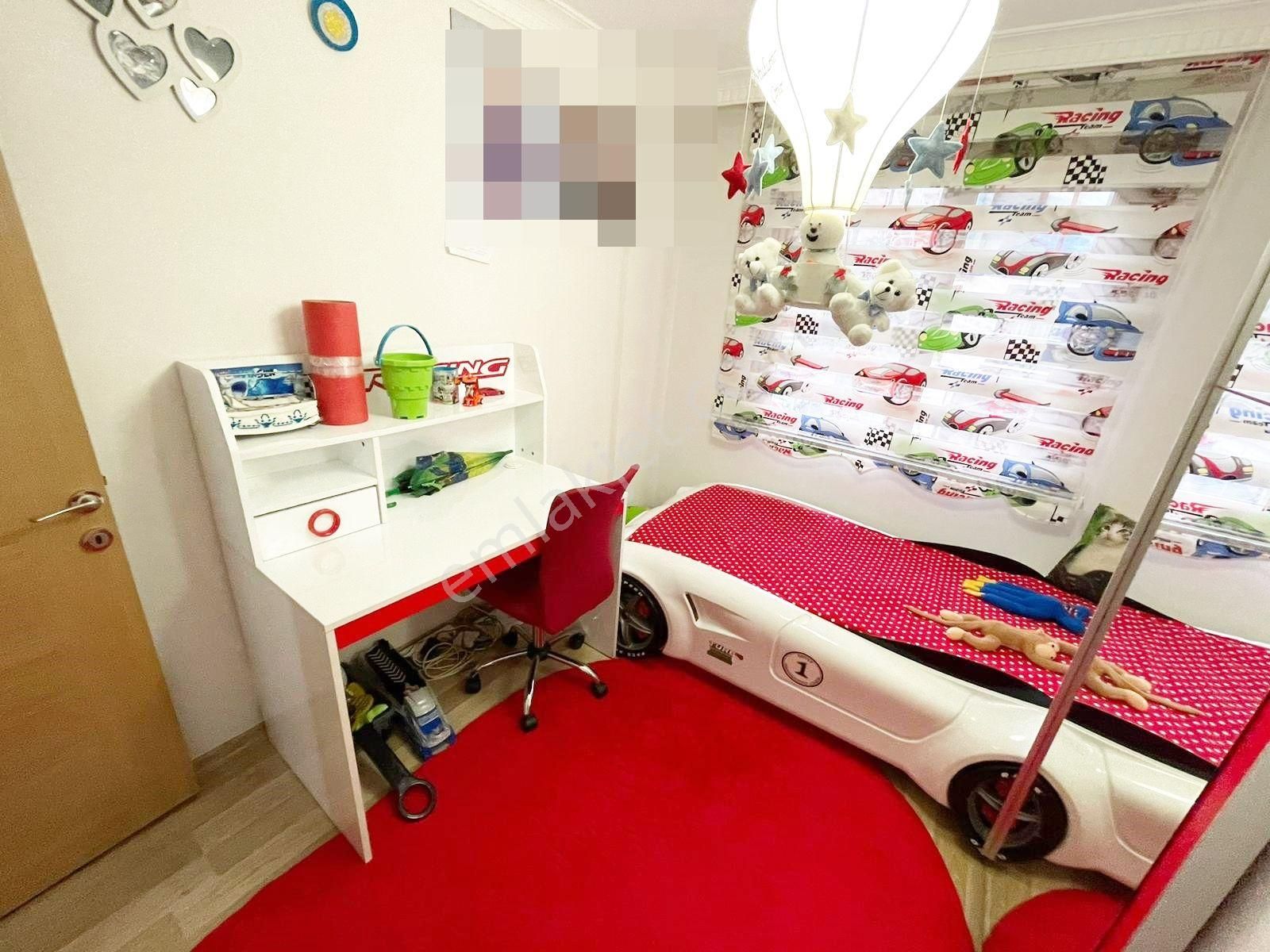 Mertcan'dan Havuzlu Güvenlikli Sitede İskanlı Balkonlu 2+1 Daire - Görsel 12