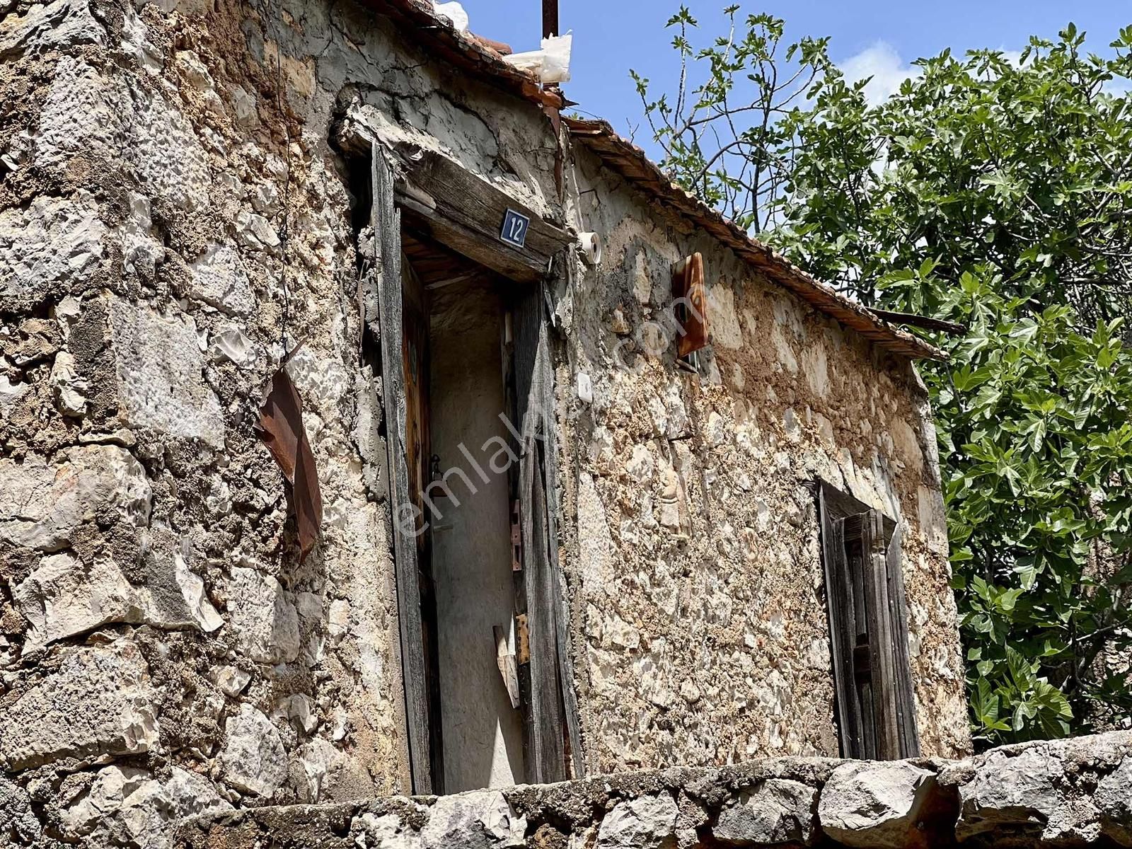 Kaş S.kılınçlı ( Kekova Bölgesi ) 2 Katlı Taş Ev Ve 660 M2 Bahçe - Görsel 28