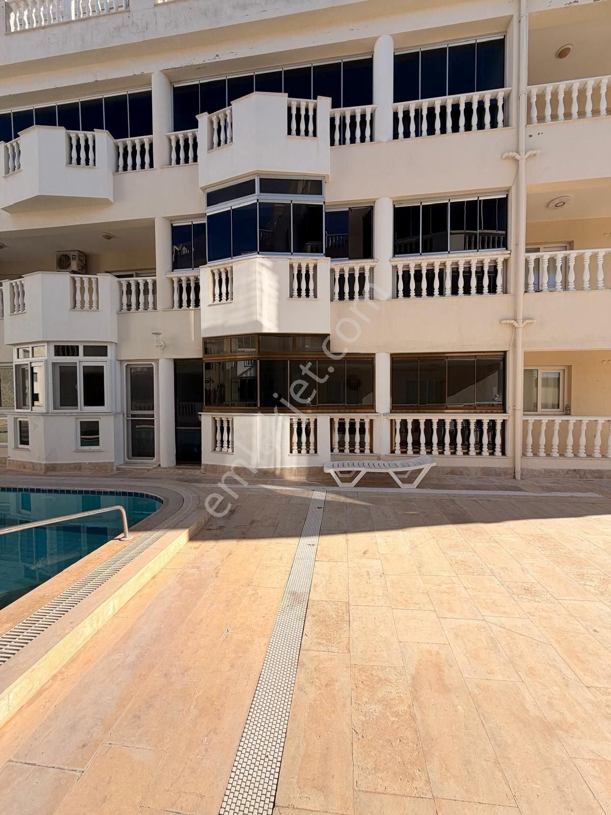 Site İçinde 3 Havuzlu, Eşyalı, Havuz Cepheli 2+1 Geniş Daire - Görsel 24