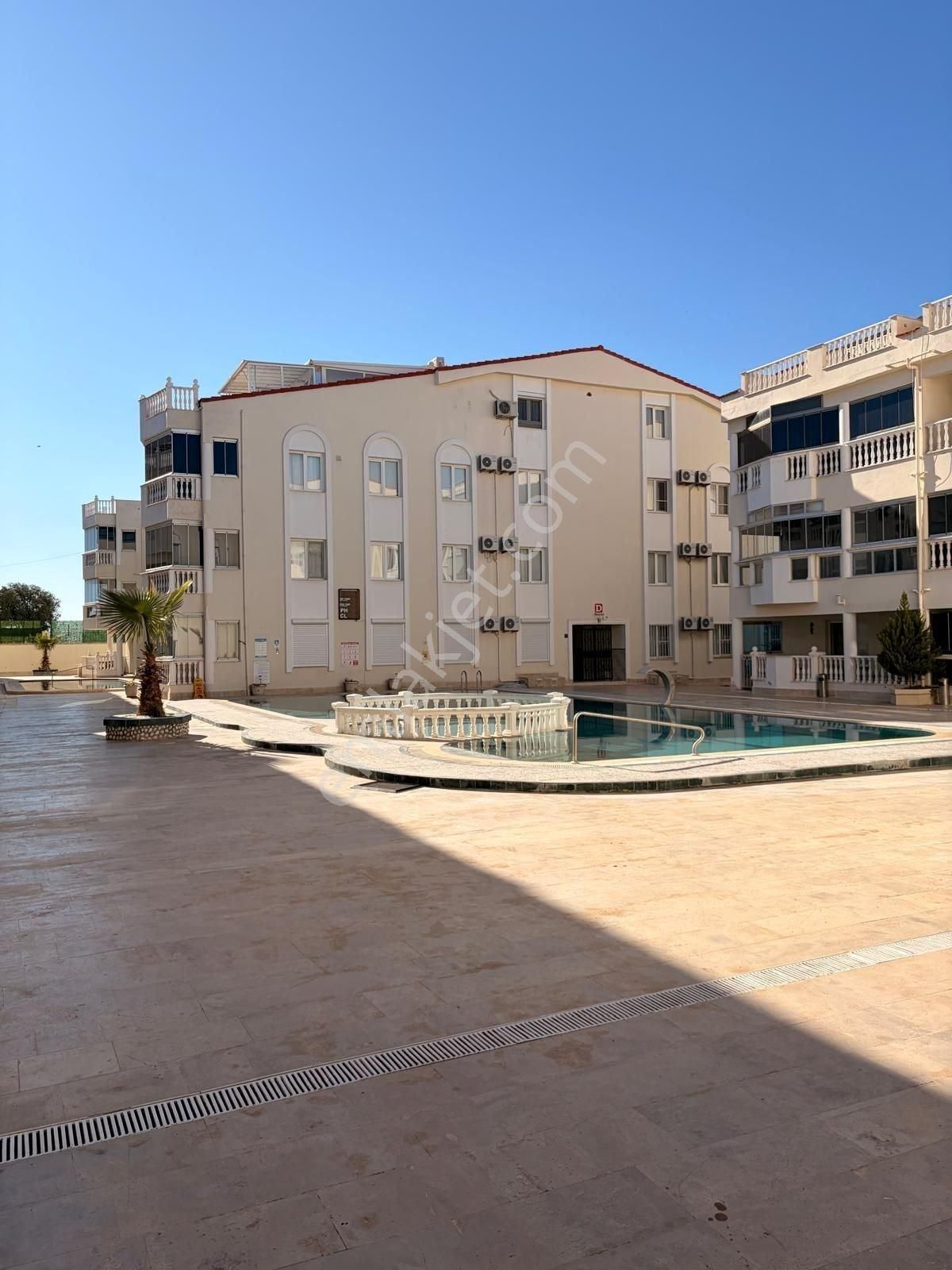 Site İçinde 3 Havuzlu, Eşyalı, Havuz Cepheli 2+1 Geniş Daire - Görsel 20