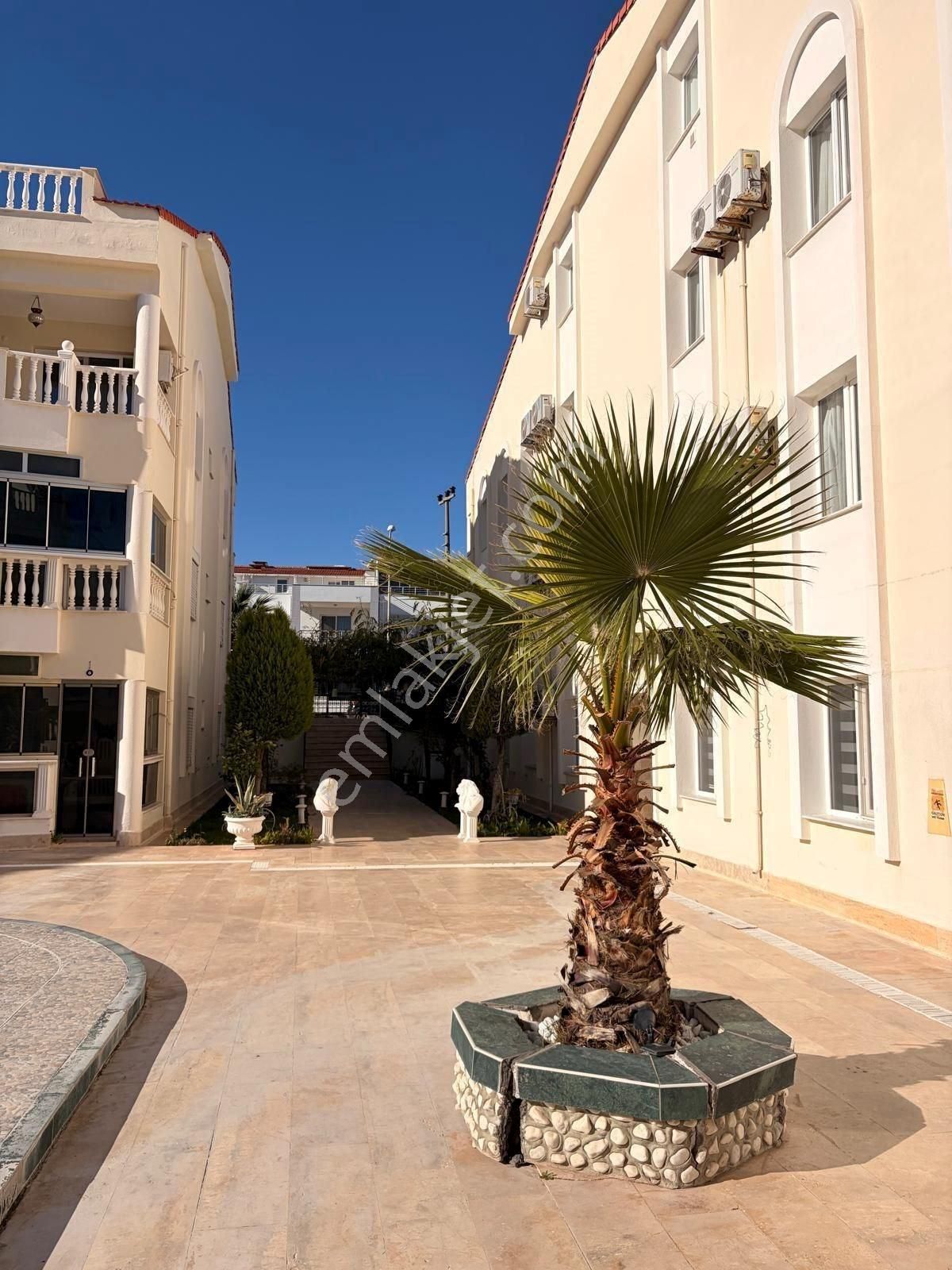 Site İçinde 3 Havuzlu, Eşyalı, Havuz Cepheli 2+1 Geniş Daire - Görsel 22