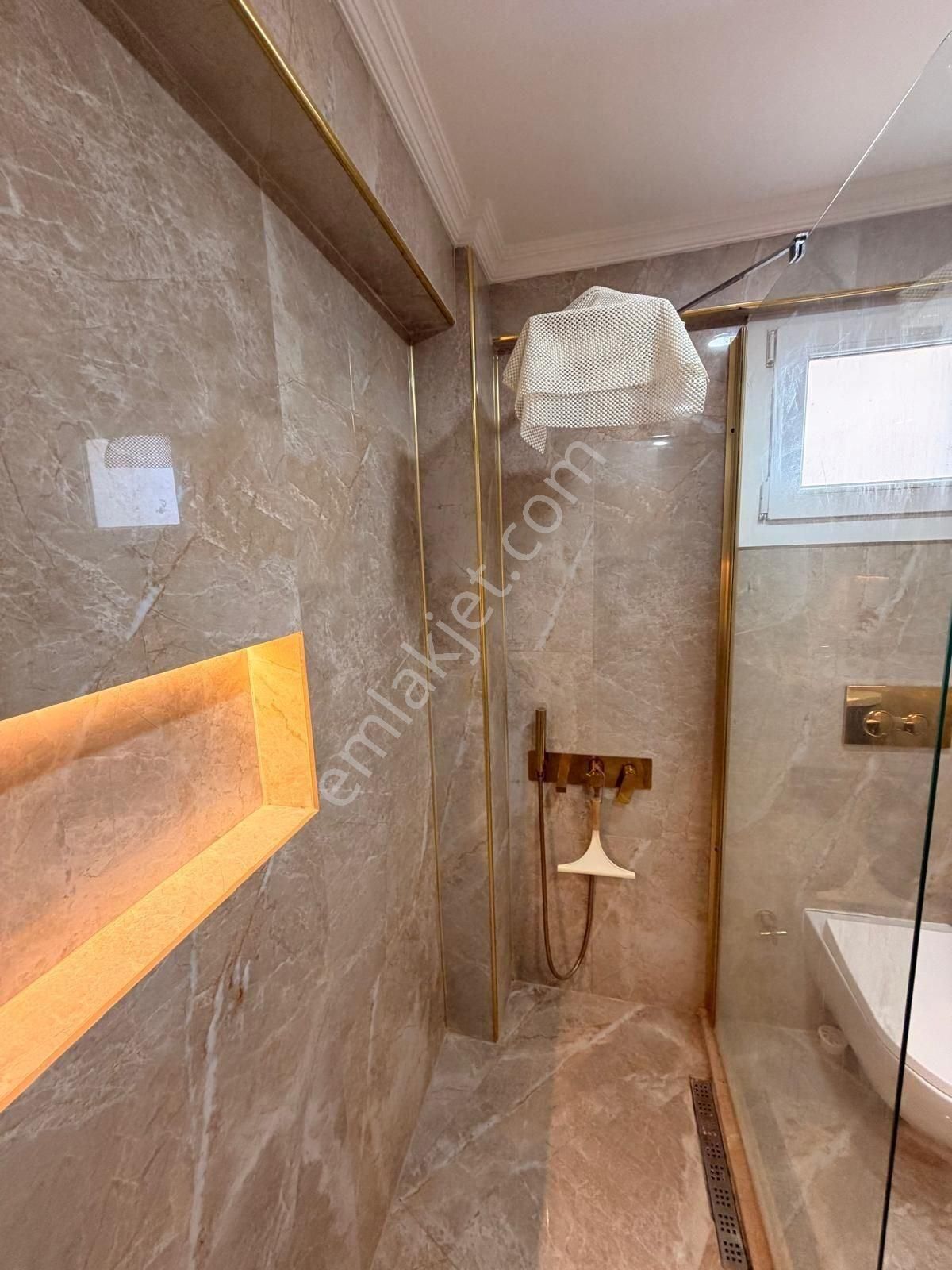 Site İçinde 3 Havuzlu, Eşyalı, Havuz Cepheli 2+1 Geniş Daire - Görsel 9