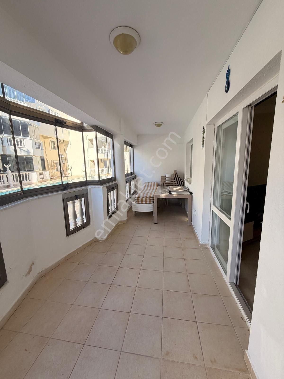 Site İçinde 3 Havuzlu, Eşyalı, Havuz Cepheli 2+1 Geniş Daire - Görsel 16