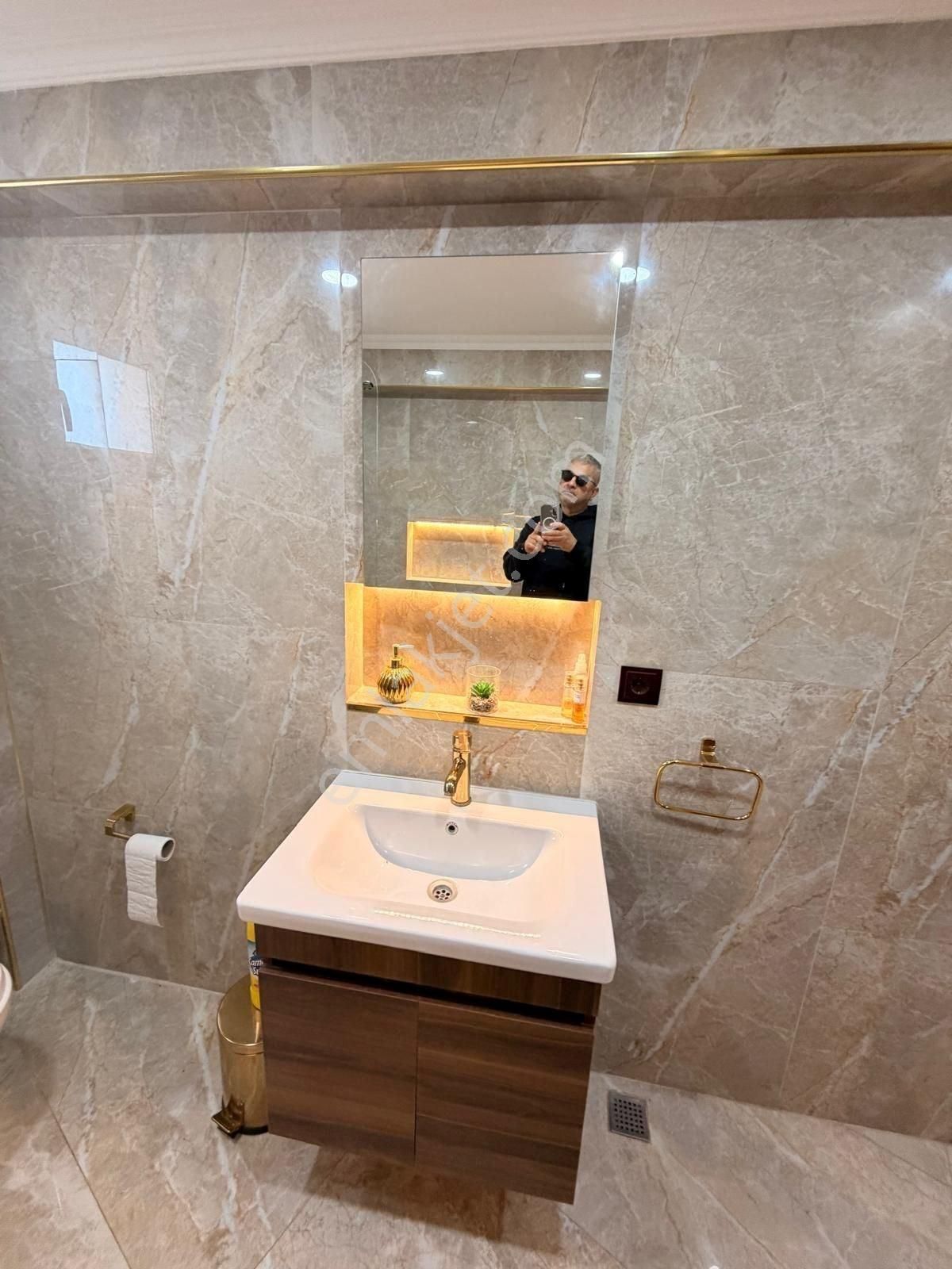 Site İçinde 3 Havuzlu, Eşyalı, Havuz Cepheli 2+1 Geniş Daire - Görsel 11