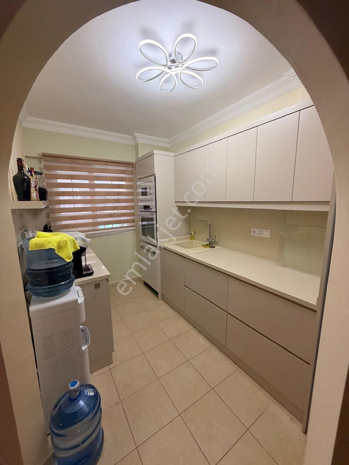 Site İçinde 3 Havuzlu, Eşyalı, Havuz Cepheli 2+1 Geniş Daire - Görsel 17