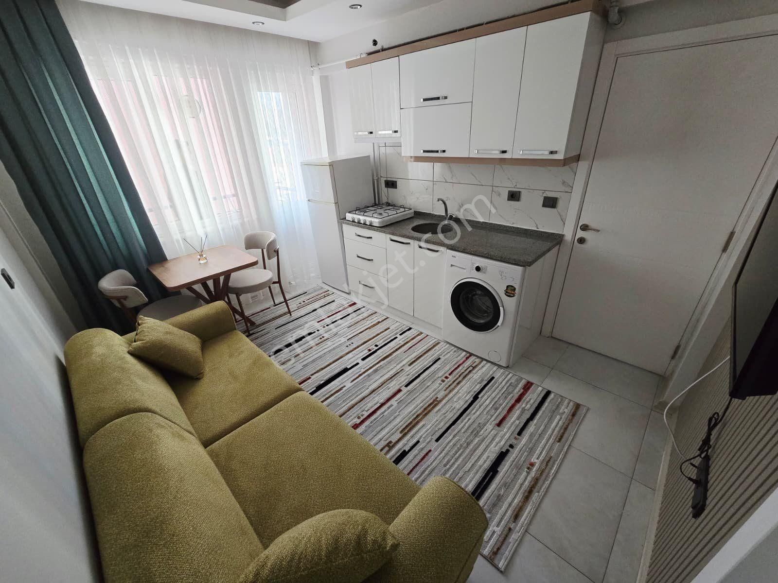 Ulus Caddesinde Grand İtimat Otelin Arkasında 1+1 Arakat Apart A183 - Görsel 2