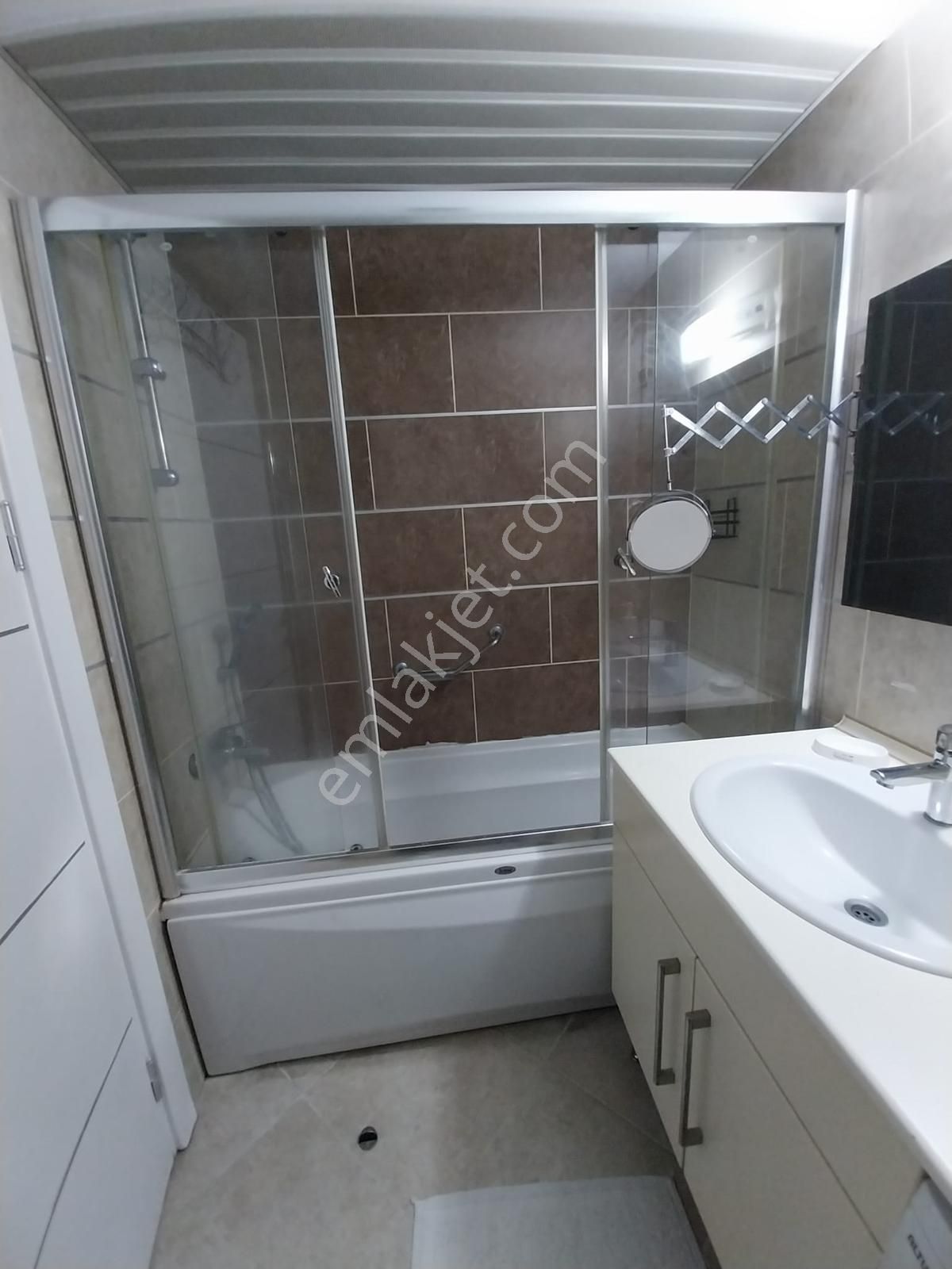 Bozoğlu Mavişehir'de Harika Konumda Eşyalı, Keyifli, Kiralık 2+1 - Görsel 16