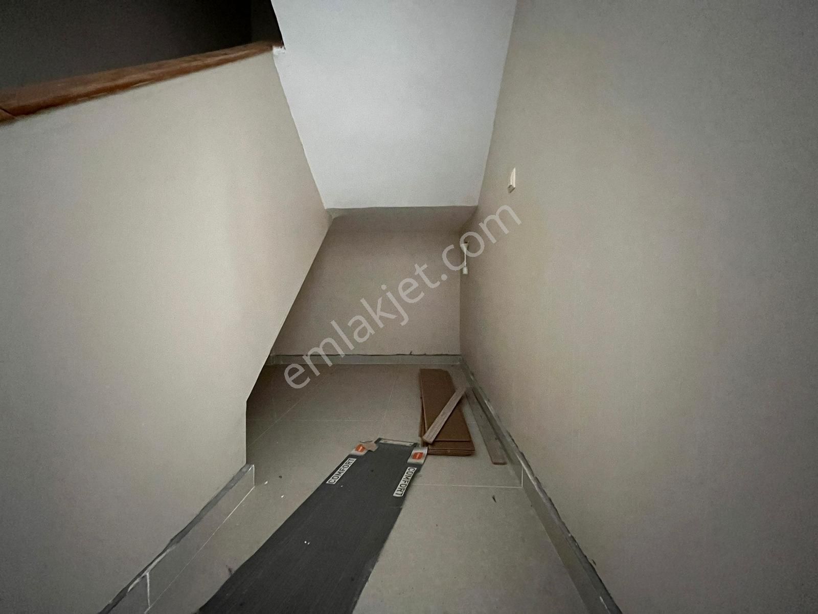Büyükçekmece De Kiralık 5+2 Villa Deniz Manzaralı Site İçinde - Görsel 24