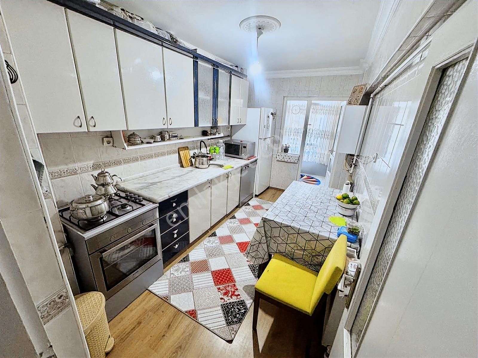 Lider Emlak'tan 3+1 Ara Kat Ön Cephe Karapürçek Cadde Üstü 3+1 - Görsel 9