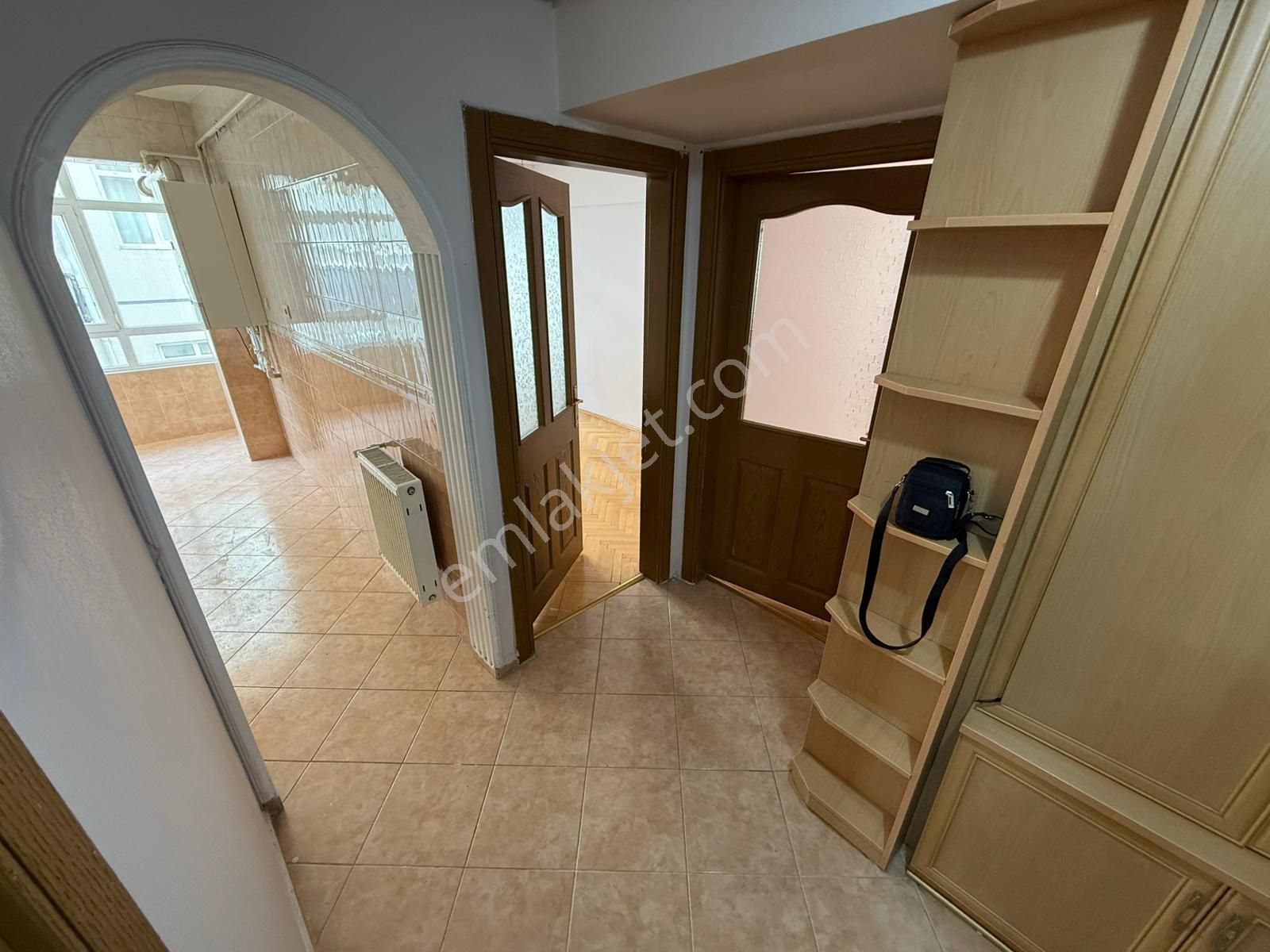 Etlik'de Kuyuyazı Cadde Üzeri Yüksek Giriş 3+1 Fırsat Daire - Görsel 5