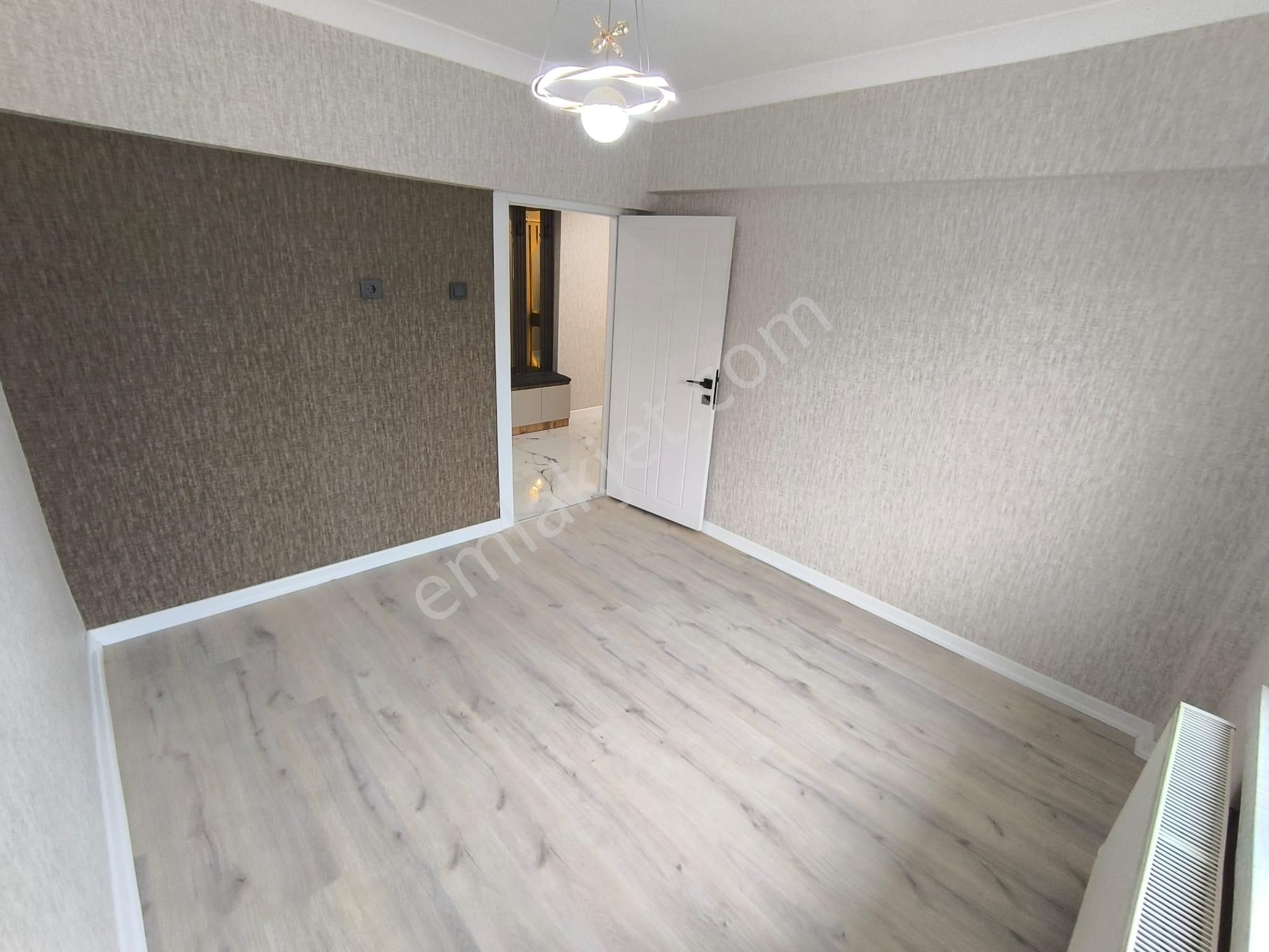 İstasyon Mahallesi 3+1 Salon Bağımsız Full+full Yapılı Daire - Görsel 24