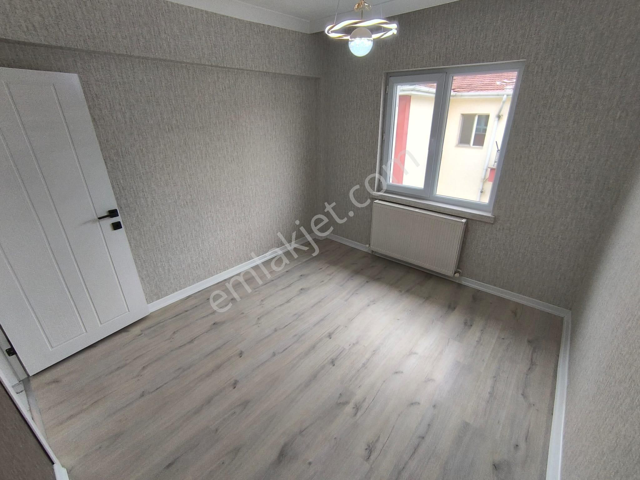 İstasyon Mahallesi 3+1 Salon Bağımsız Full+full Yapılı Daire - Görsel 27