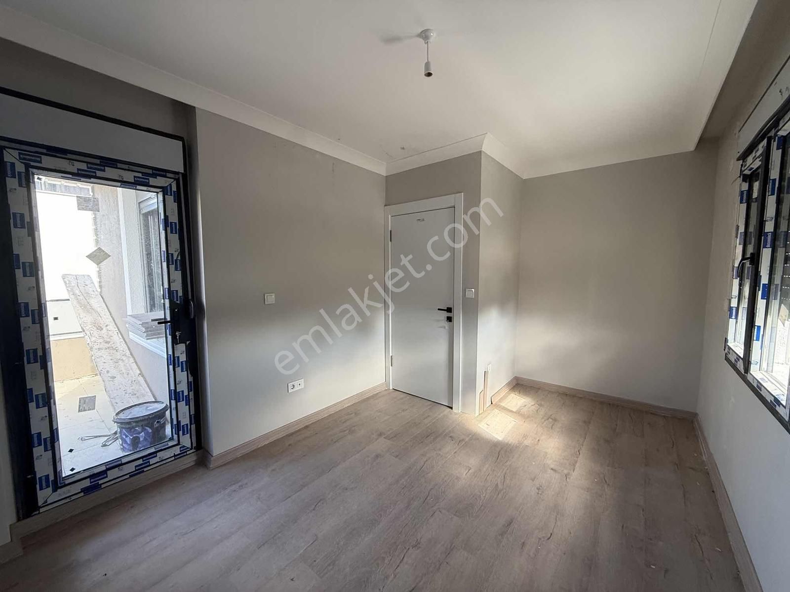 Rota'dan | Altınova İskele'de | Müstakil Bahçeli | 5+1 Villa - Görsel 24