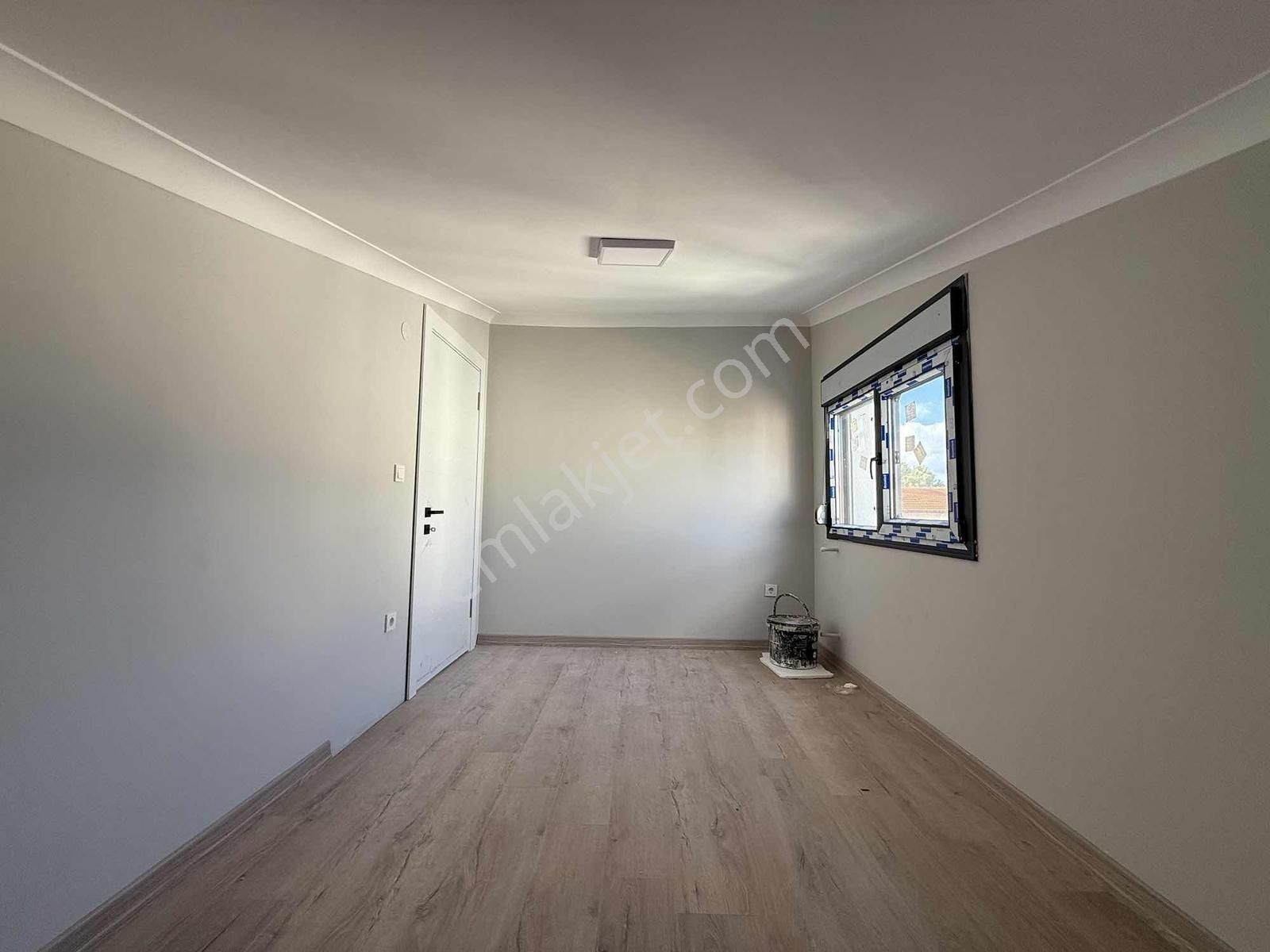 Rota'dan | Altınova İskele'de | Müstakil Bahçeli | 5+1 Villa - Görsel 18