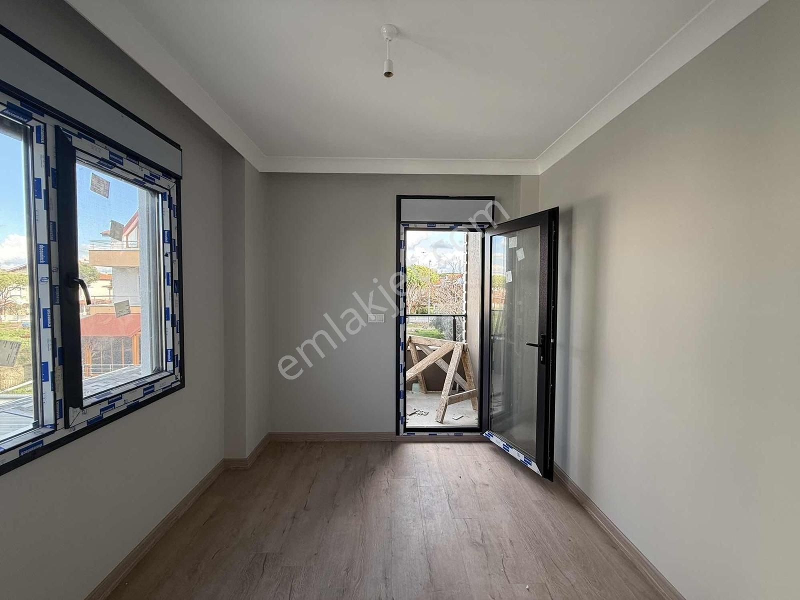 Rota'dan | Altınova İskele'de | Müstakil Bahçeli | 5+1 Villa - Görsel 8