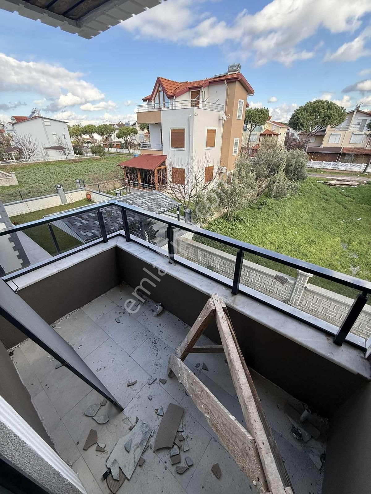 Rota'dan | Altınova İskele'de | Müstakil Bahçeli | 5+1 Villa - Görsel 9