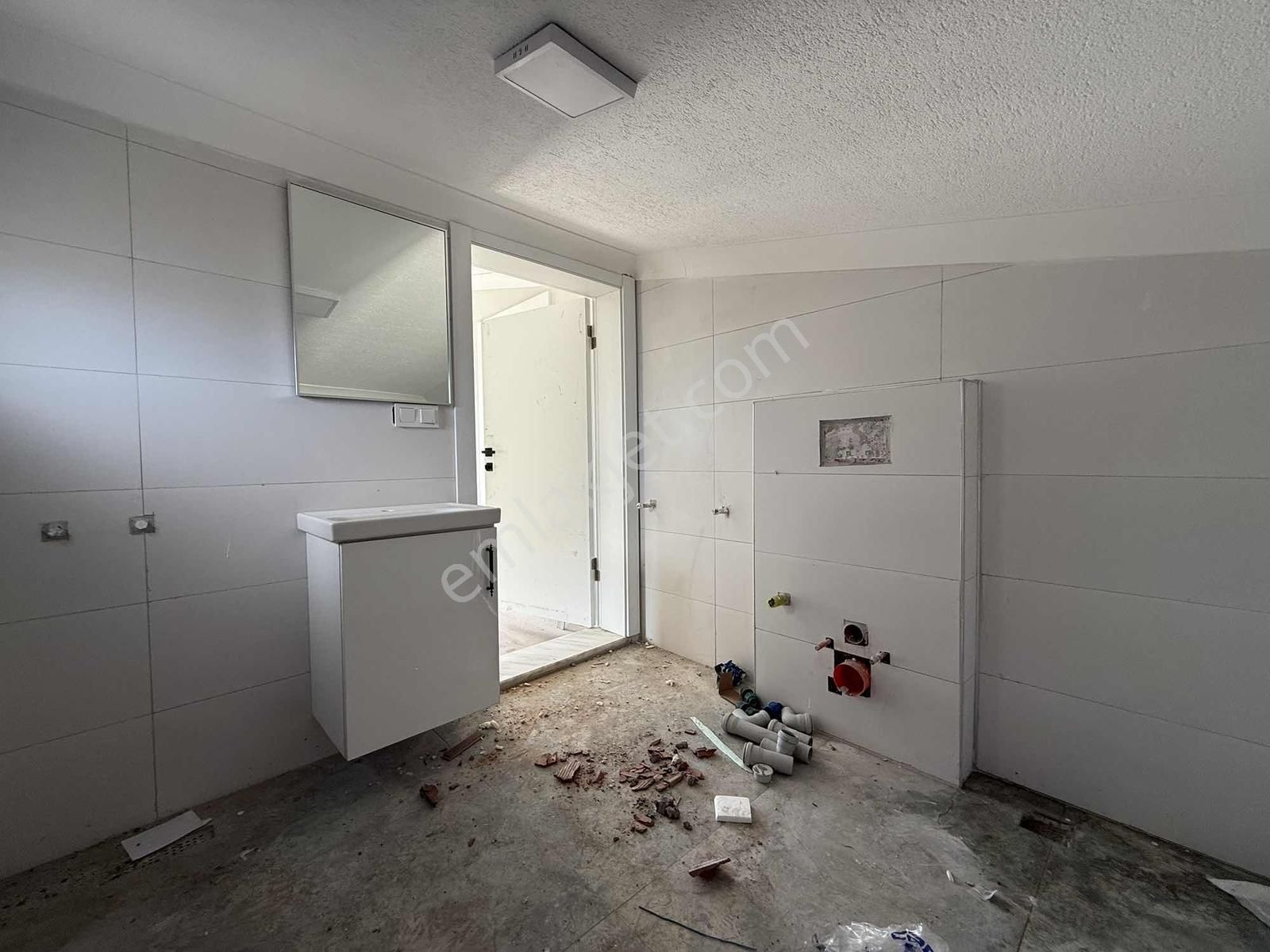 Rota'dan | Altınova İskele'de | Müstakil Bahçeli | 5+1 Villa - Görsel 26