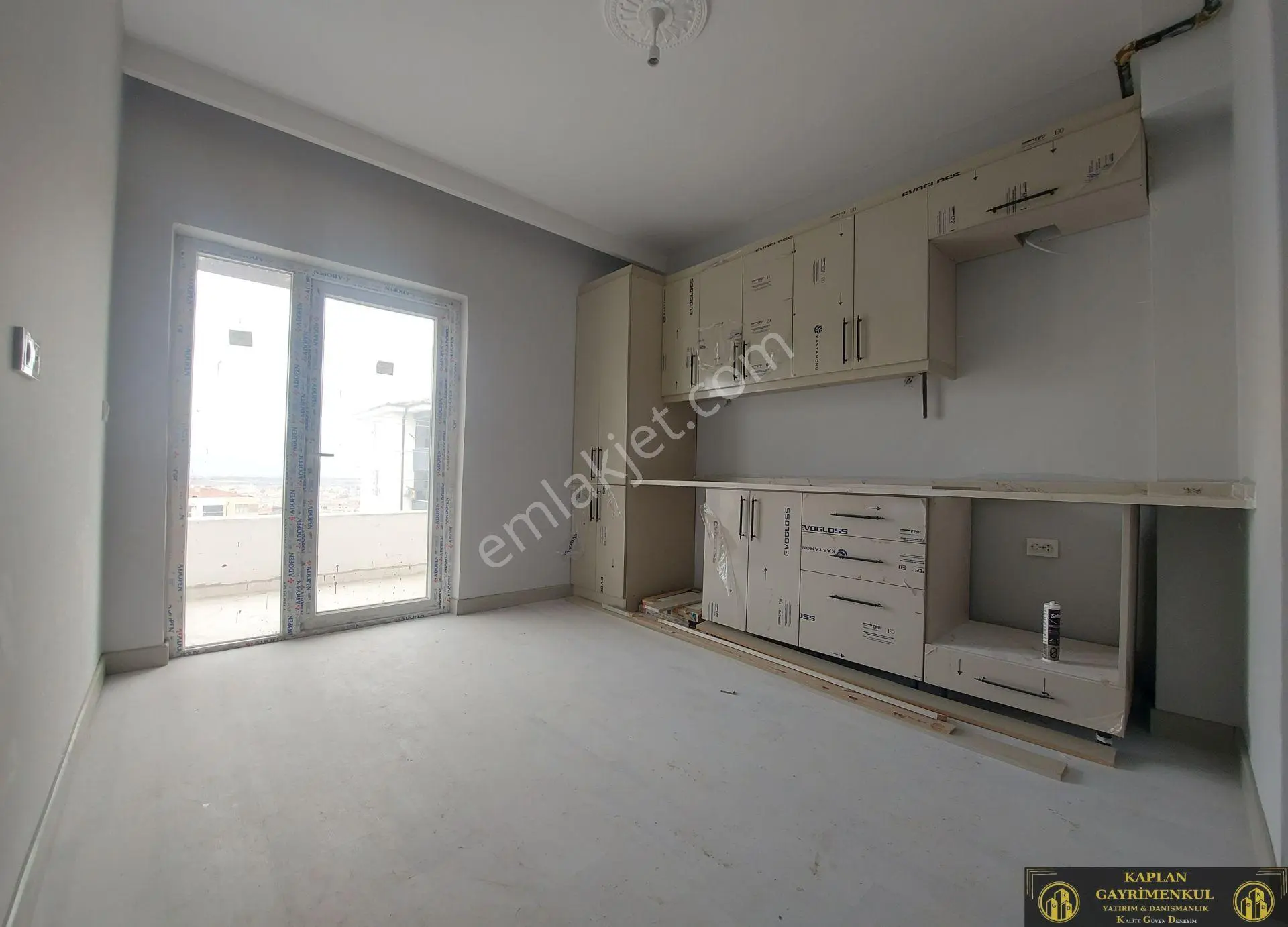 Kaplan Gayrimenkul’den Emek Mah. Tarih Bulvarı Yakını 2+1 105 M² Satılık Daire
