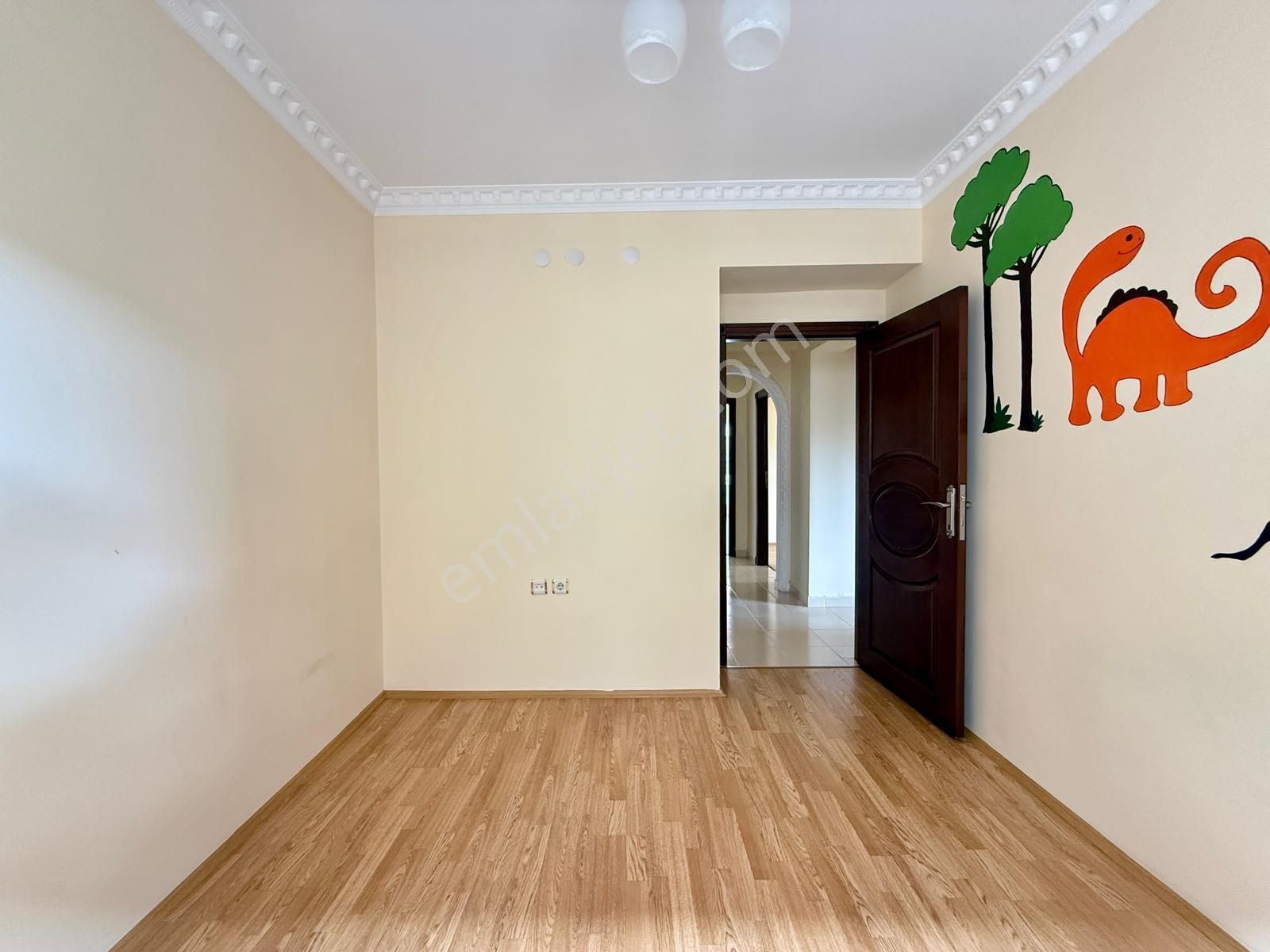 Kalecik Emlak'tan Fatih Mah. Köşe Başı Park Cephe 3+1 2.kat Güney Daire - Görsel 12