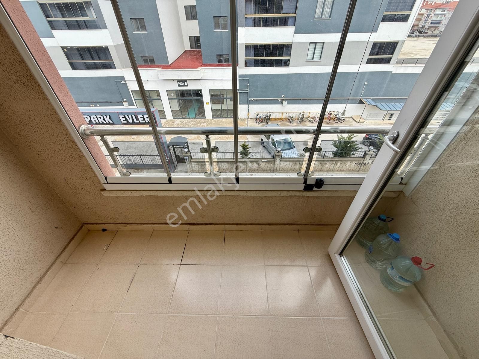 Kalecik Emlak'tan Fatih Mah. Köşe Başı Park Cephe 3+1 2.kat Güney Daire - Görsel 19