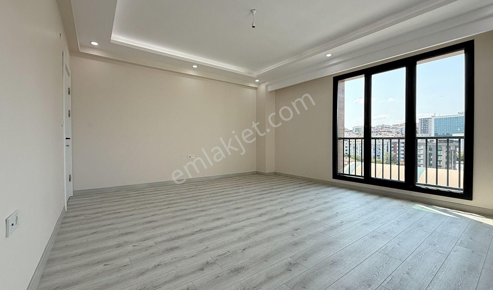 Weal World' Den Bahçelievler De K.otoparklı, Butik Sitede, Geniş 3+1 ... - Görsel 4