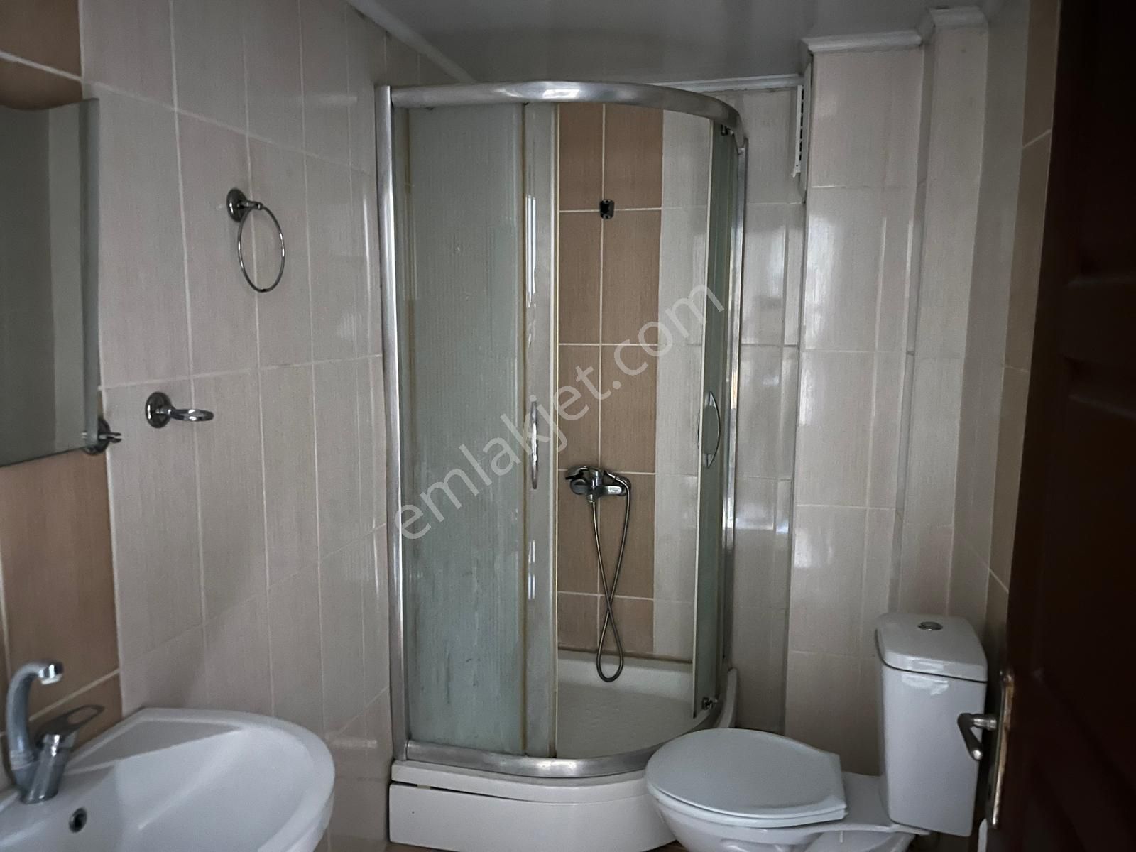 Century 21 Vizyondan Yaylapınar Caddesinde 1+1 Kiralık Daire - Görsel 16