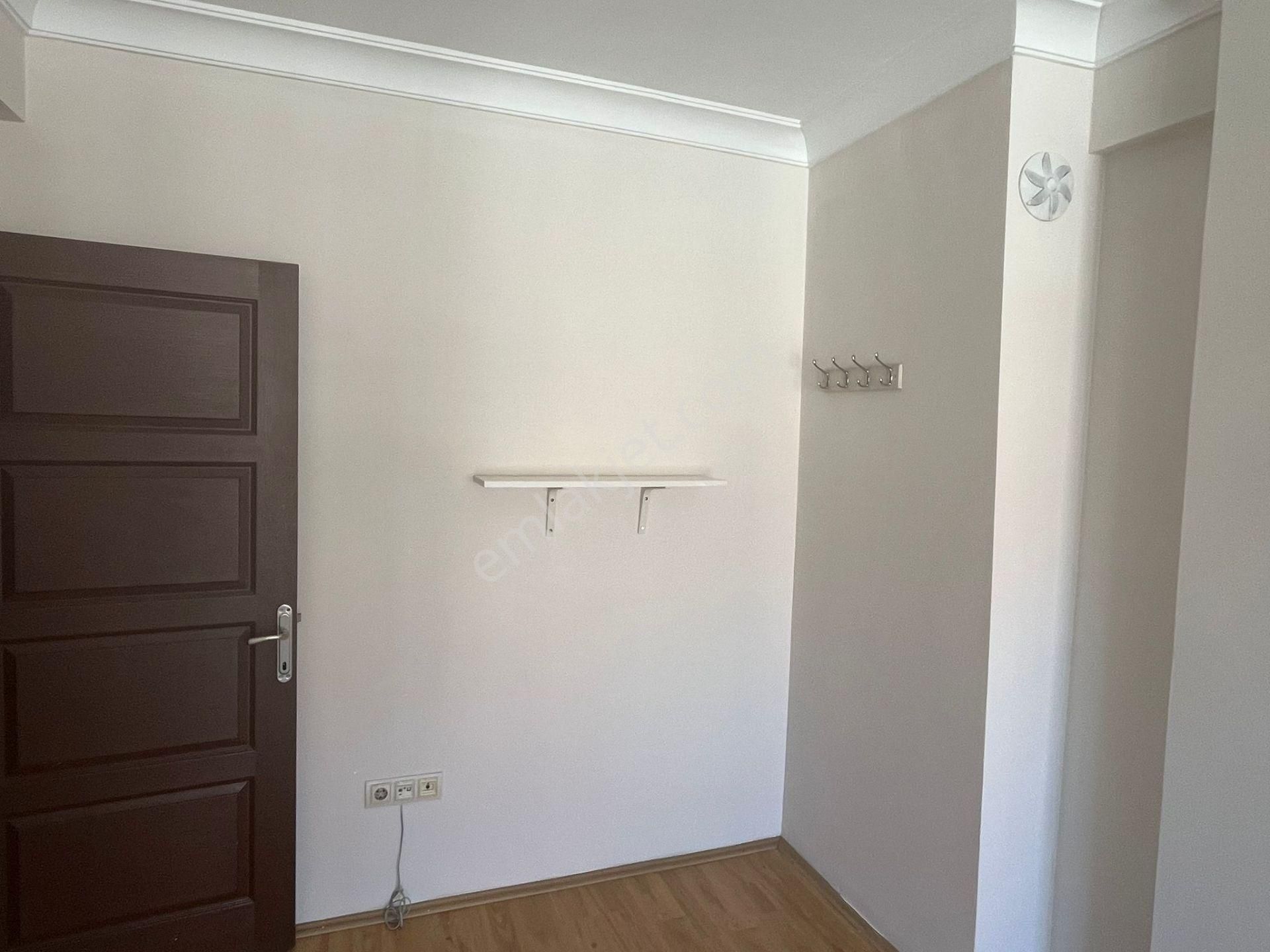 Century 21 Vizyondan Yaylapınar Caddesinde 1+1 Kiralık Daire - Görsel 10