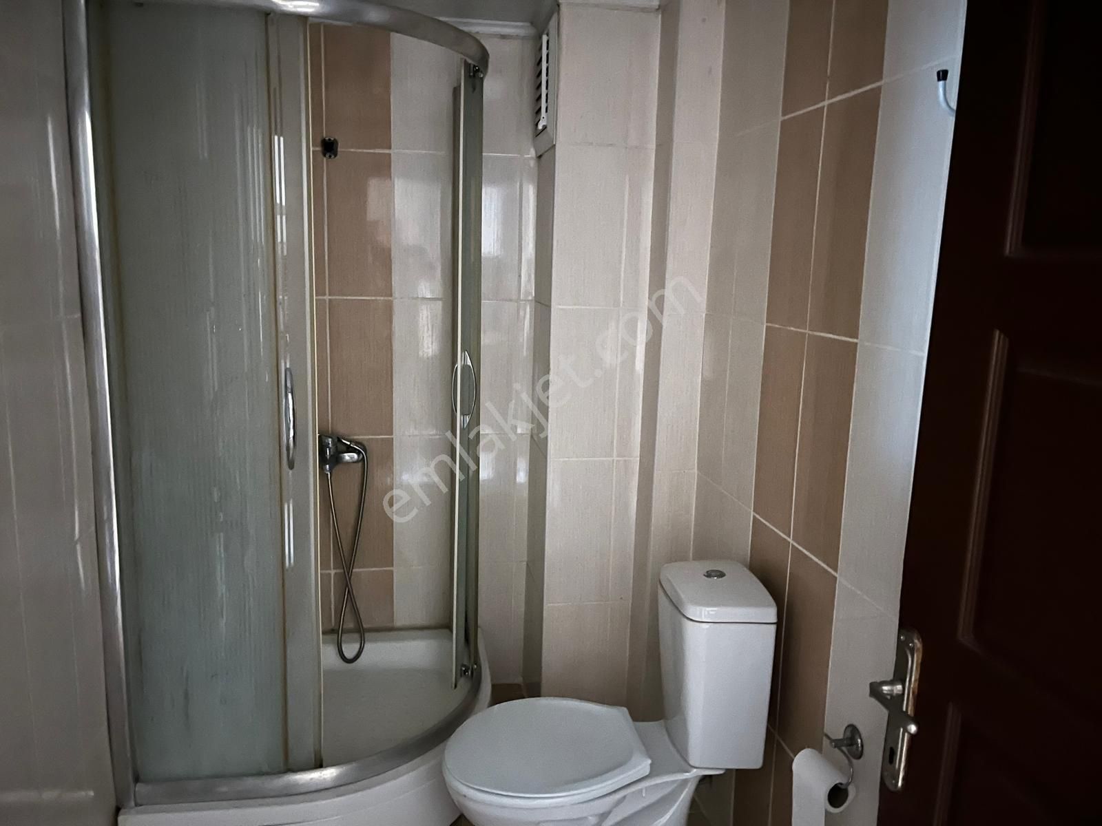Century 21 Vizyondan Yaylapınar Caddesinde 1+1 Kiralık Daire - Görsel 18