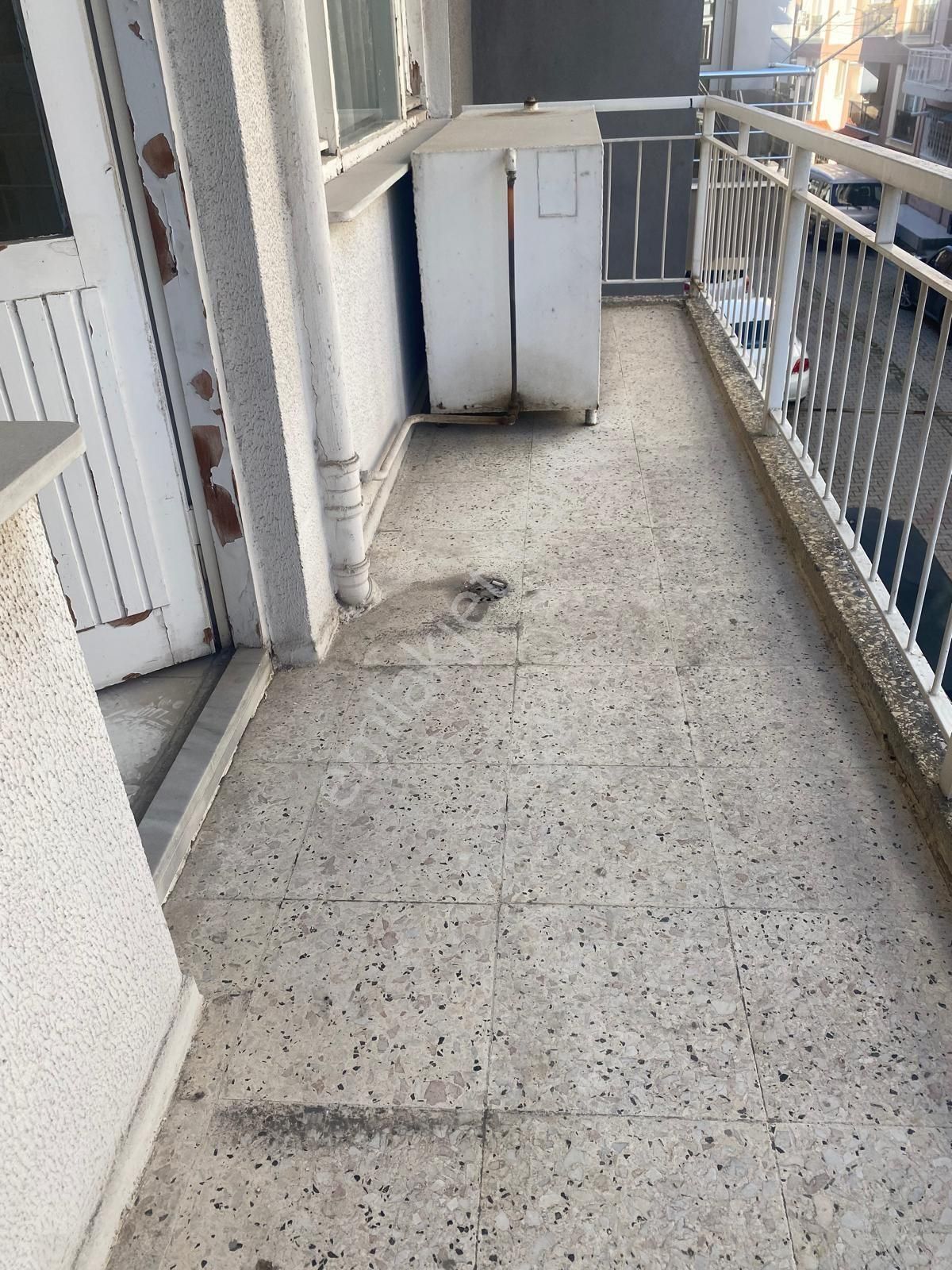 Yeşilyurt Hastane Yakını 3+1 Geniş Çift Cephe Ferah Doğalgazlı Arakat - Görsel 7