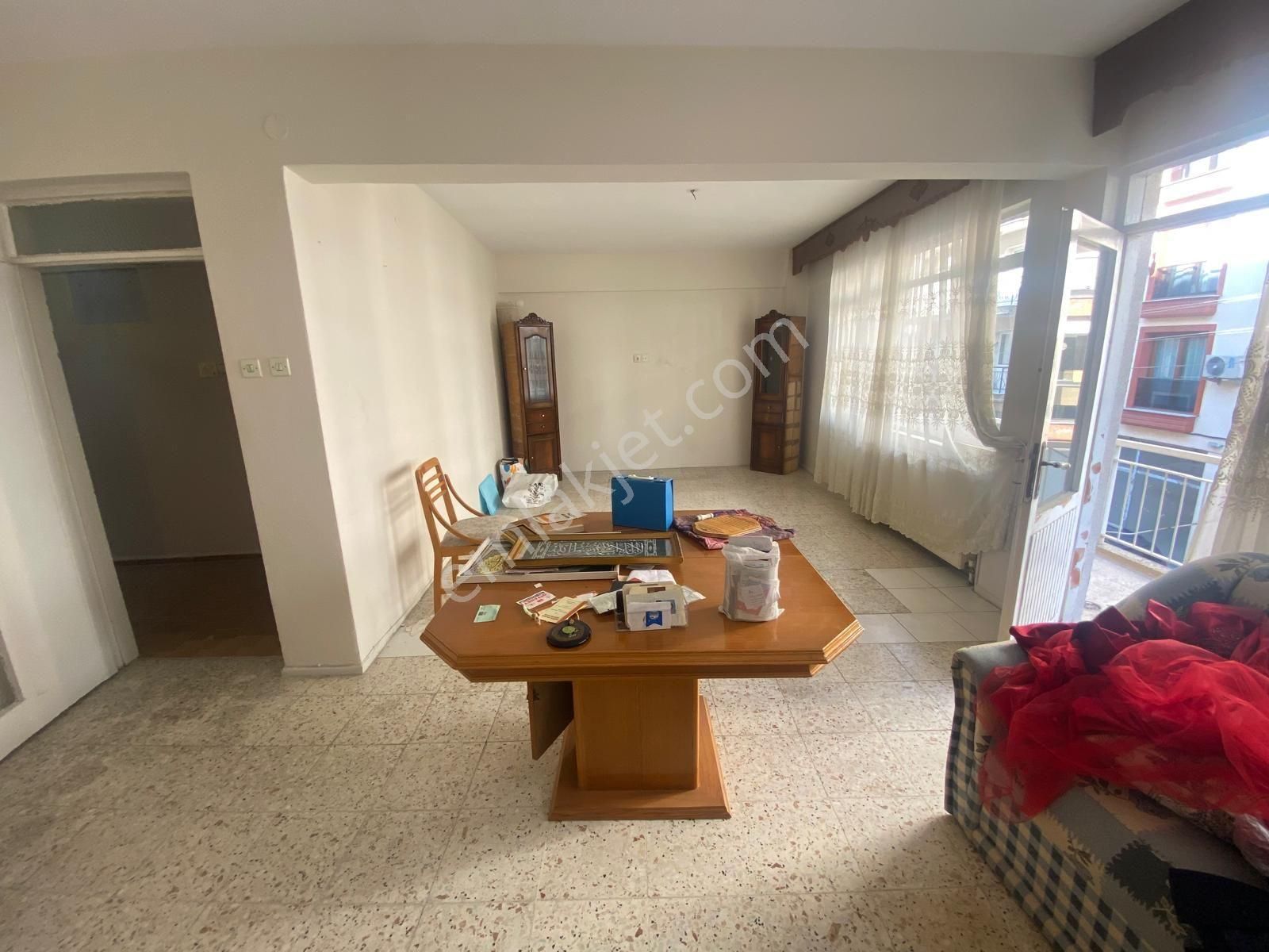 Yeşilyurt Hastane Yakını 3+1 Geniş Çift Cephe Ferah Doğalgazlı Arakat - Görsel 12