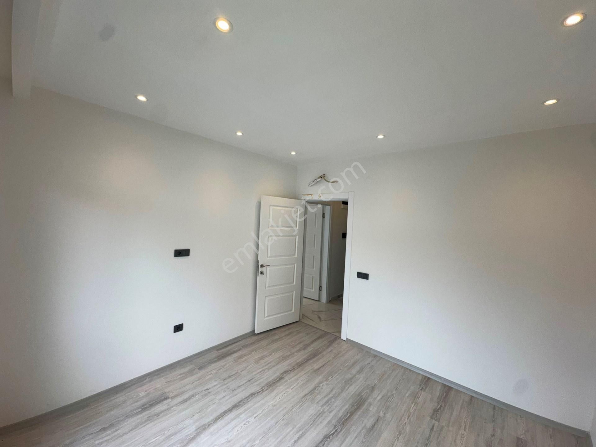 Alanya Avsallar’da Havuzlu Sitede 1+1 Satılık Daire - Görsel 18