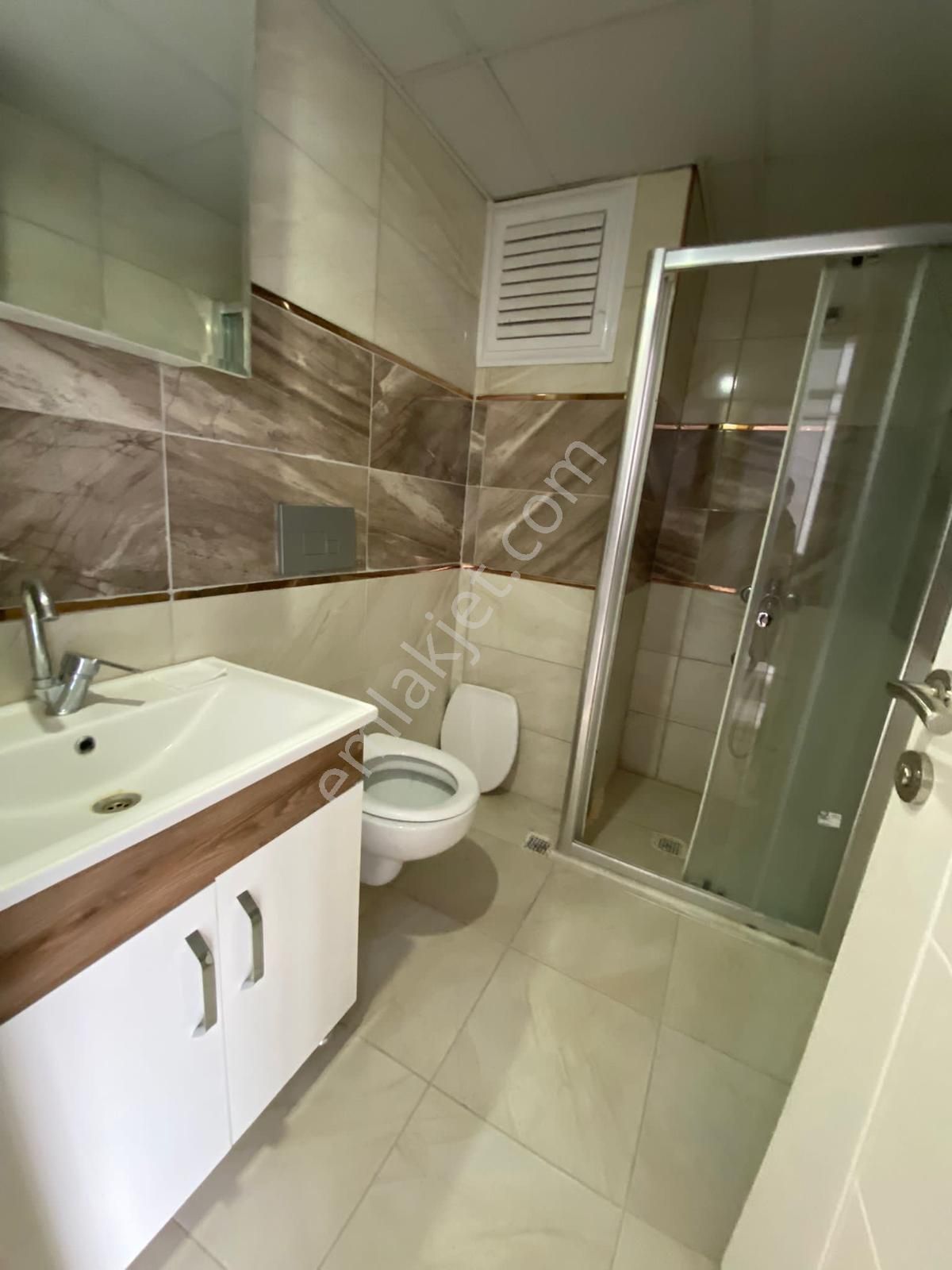 Cerrahi Hastanesi Yanı Depozitosuz Yerden Isıtmalı 1,5+1 Kiralık Apart - Görsel 5