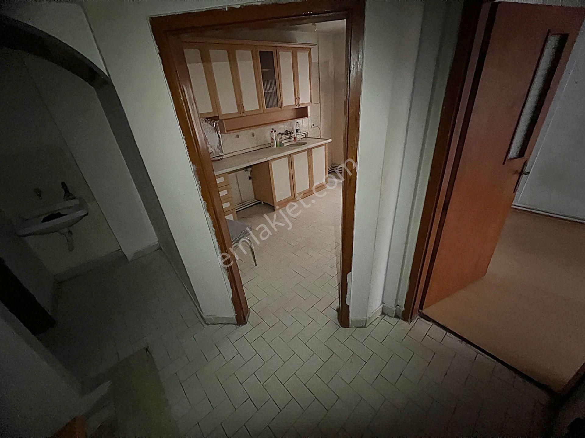 Çarşı Mahallesinde Y. Metro Yakını Ragıp Tüzün - Akın Cad Yakını - Görsel 14