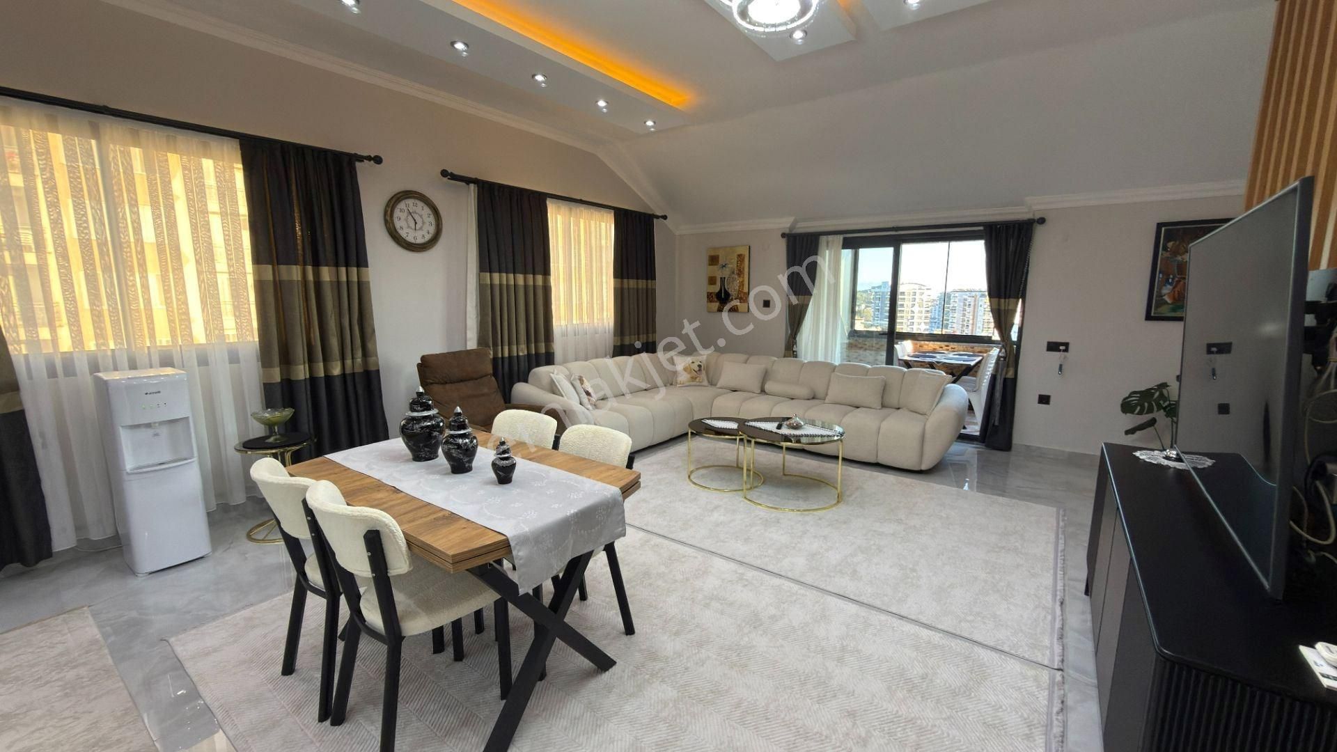 Alanya Mahmutlar’da Deniz Manzaralı, Lüks Dizaynlı 4+1 Dubleks - Görsel 2