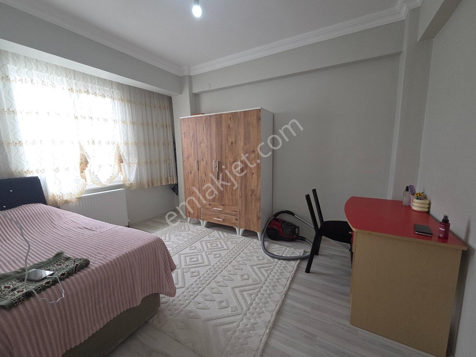Keşan Yukarı Zaferiye Mah. Kiracılı Satılık 2+0 Daire - Görsel 13