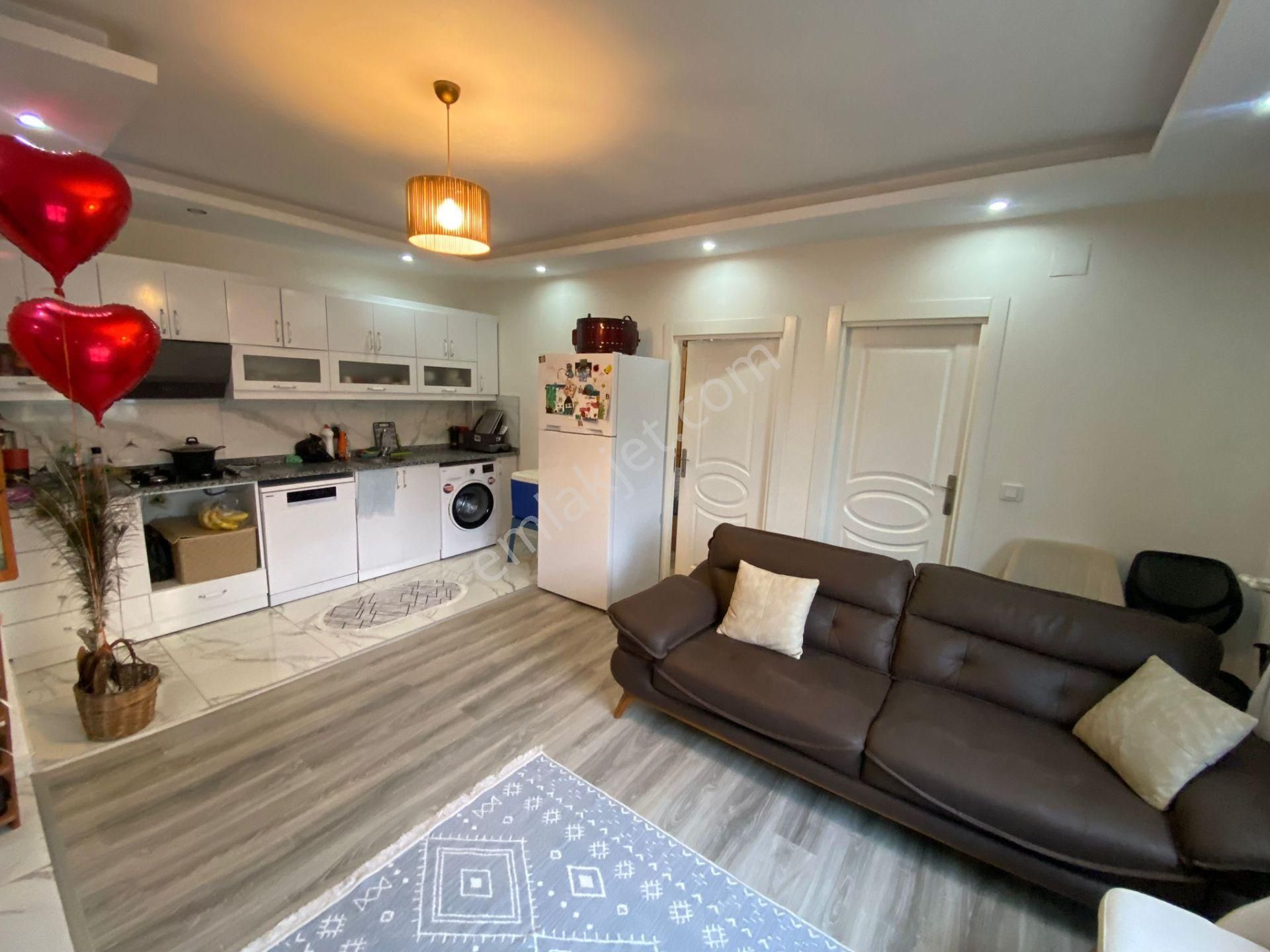 Karınca'dan Valilik Civarı Müstakil Tadında 1+1 Satılık!