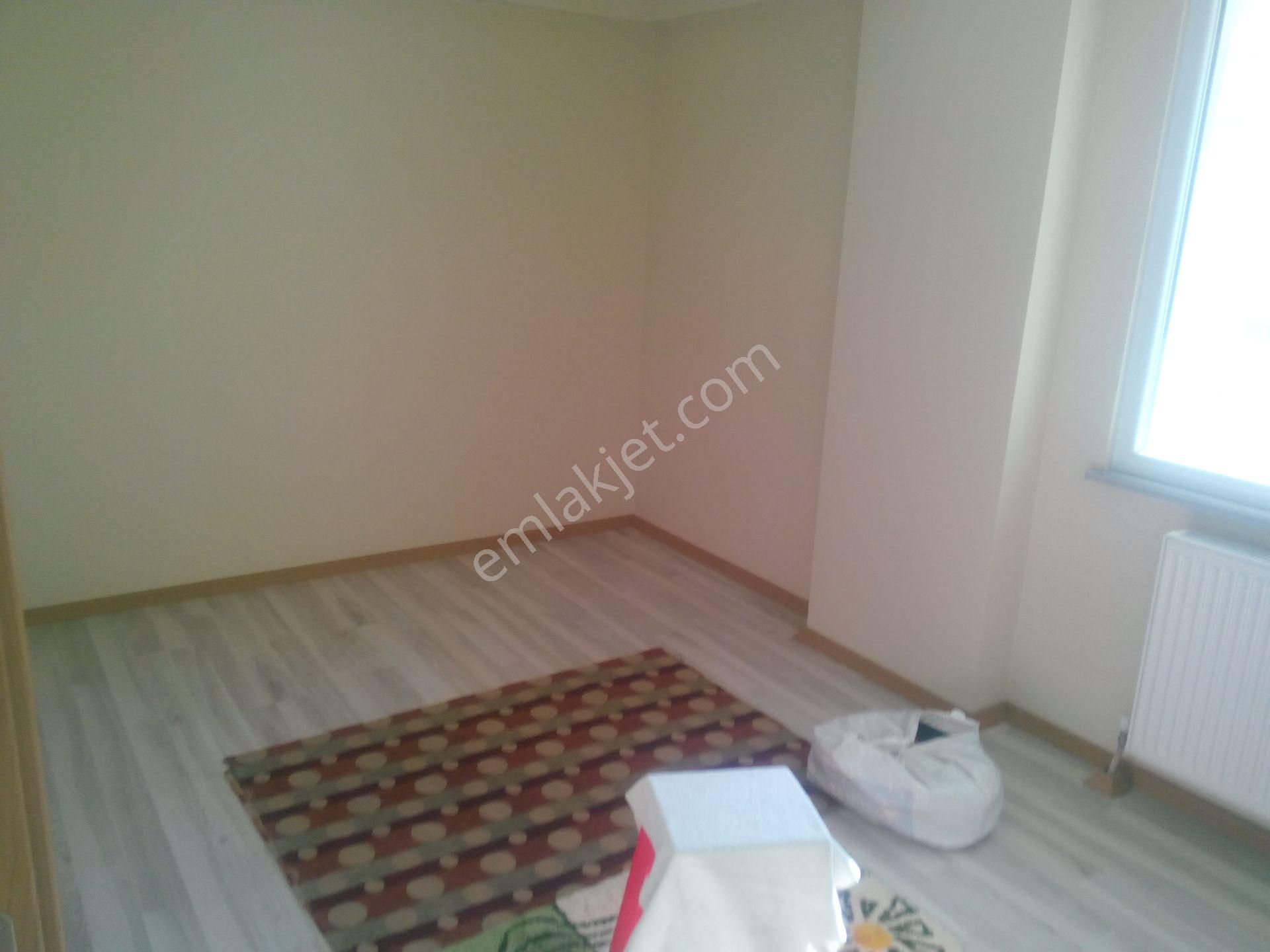 Çorlu Merkezde 8 Yıllık 2+1 Arakat Kiralık Daire - Görsel 16