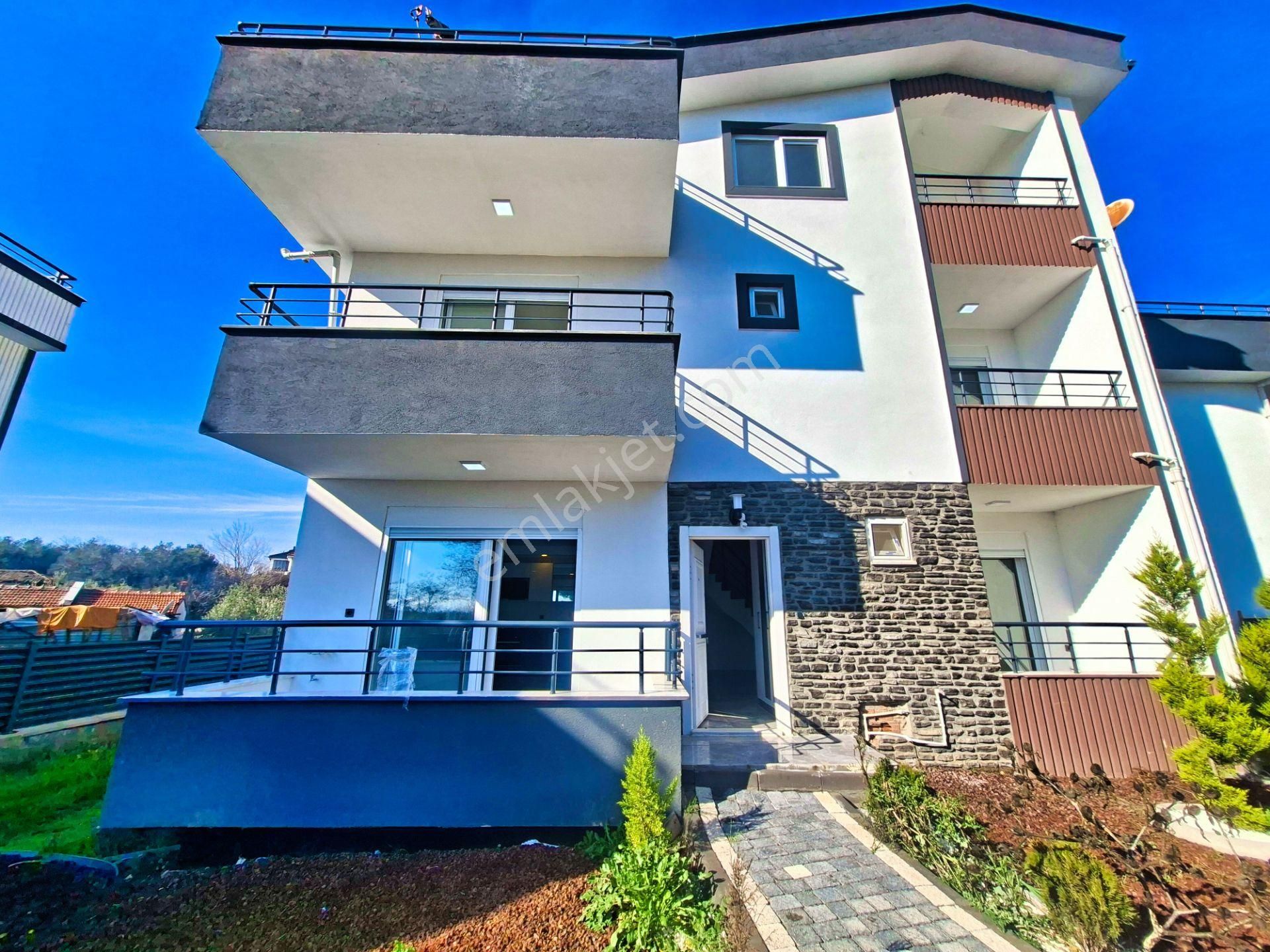 🔴🔴 Aktiften Gürede Konfor Ve Lüksü Buluşturan Bahçeli Doğa Manzaralı Sıfır 5+1 Villa - Görsel 32