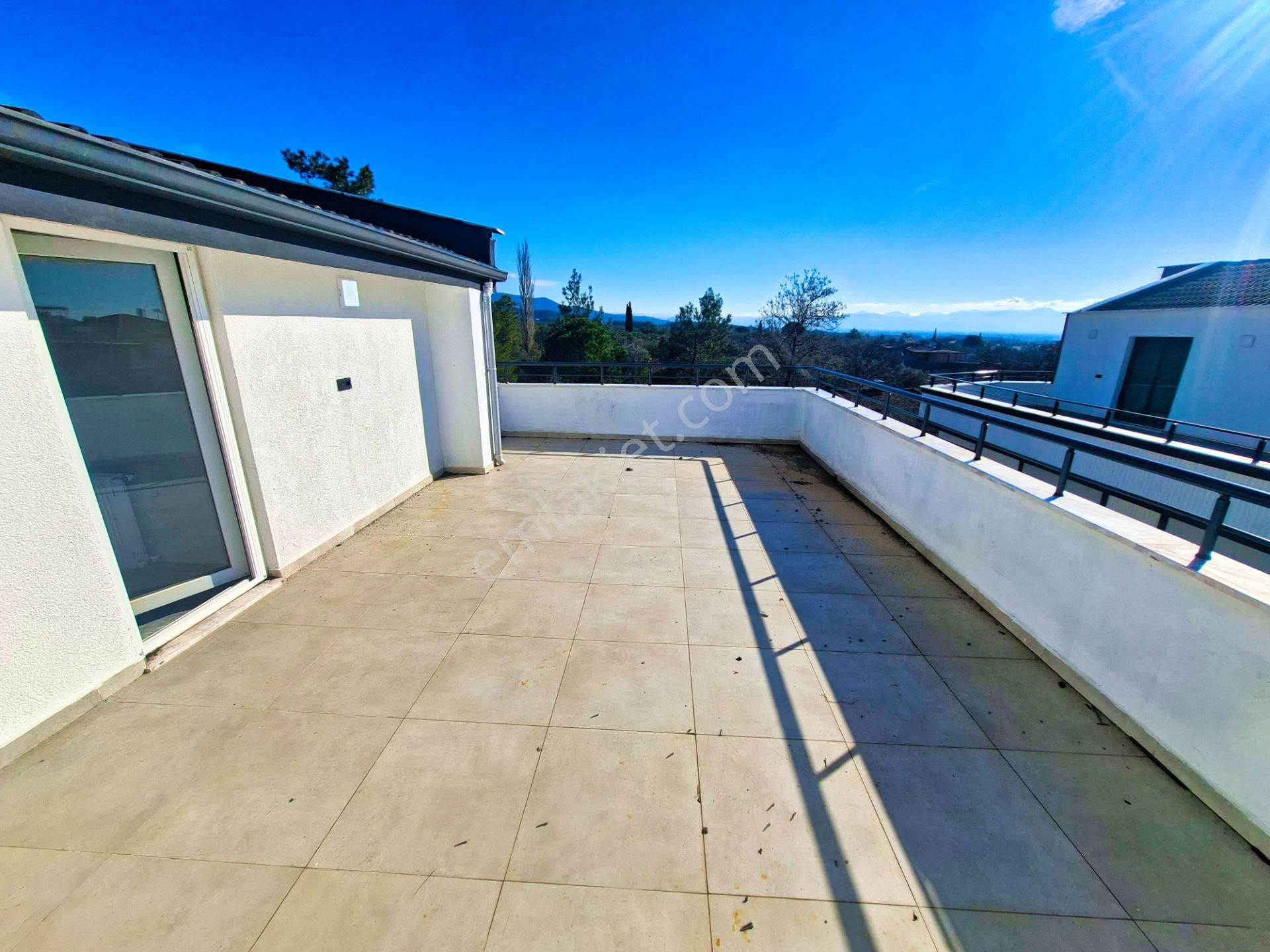 🔴🔴 Aktiften Gürede Konfor Ve Lüksü Buluşturan Bahçeli Doğa Manzaralı Sıfır 5+1 Villa - Görsel 5