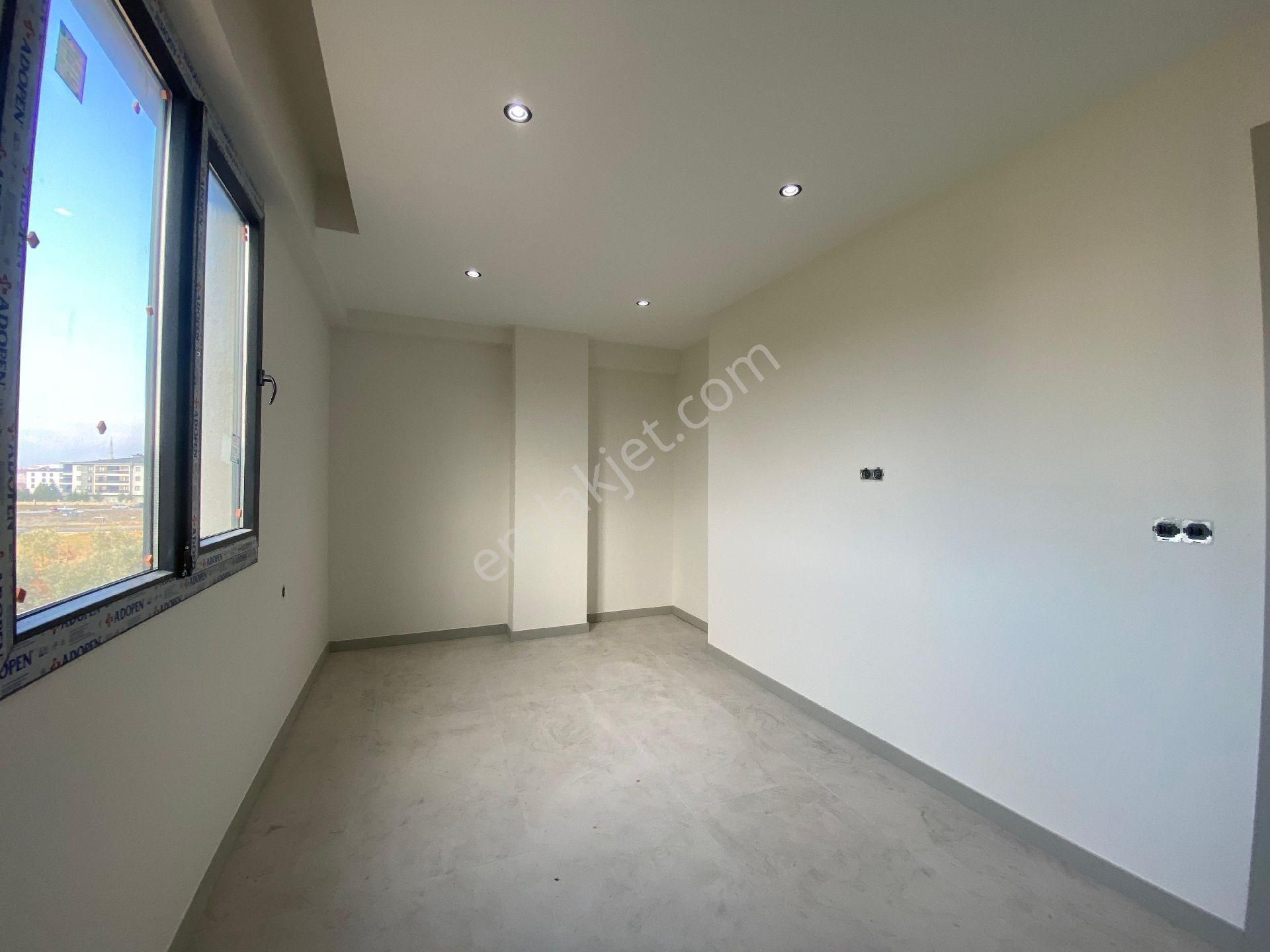 Karahasanlı'da 2+1 Daire Satılıktır - Görsel 3