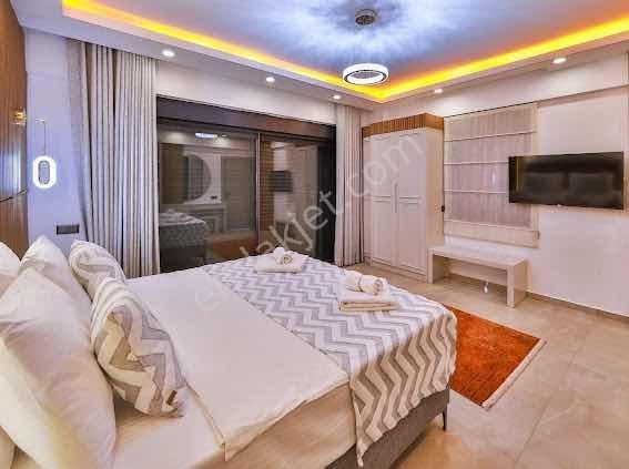 Kaş Çukurbağ Girişi 3+1 Ultra Lüks Turizm Belgeli Sıfır Villa - Görsel 19