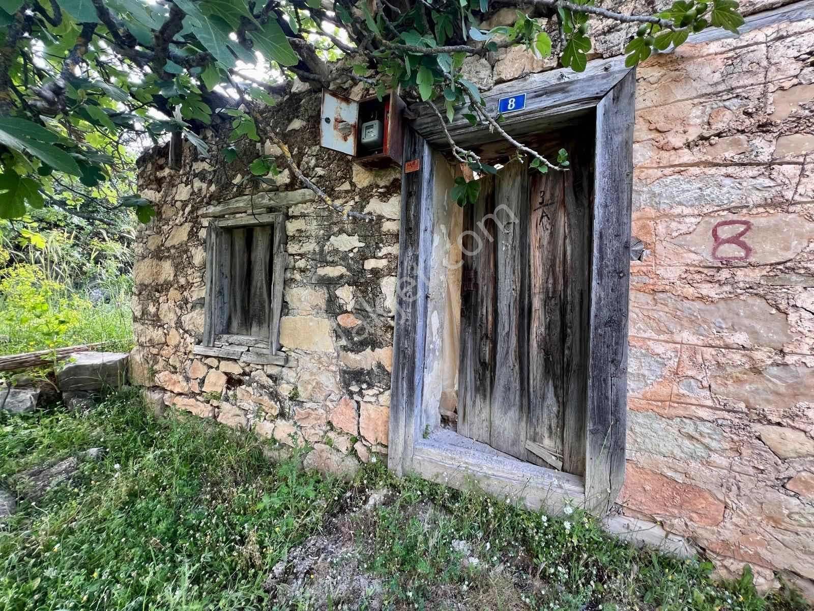 Kaş Ahatlı Ev Ve 1.100 M2 Bahçe Kaş A 15 Dk Müstakil Tapulu - Görsel 22