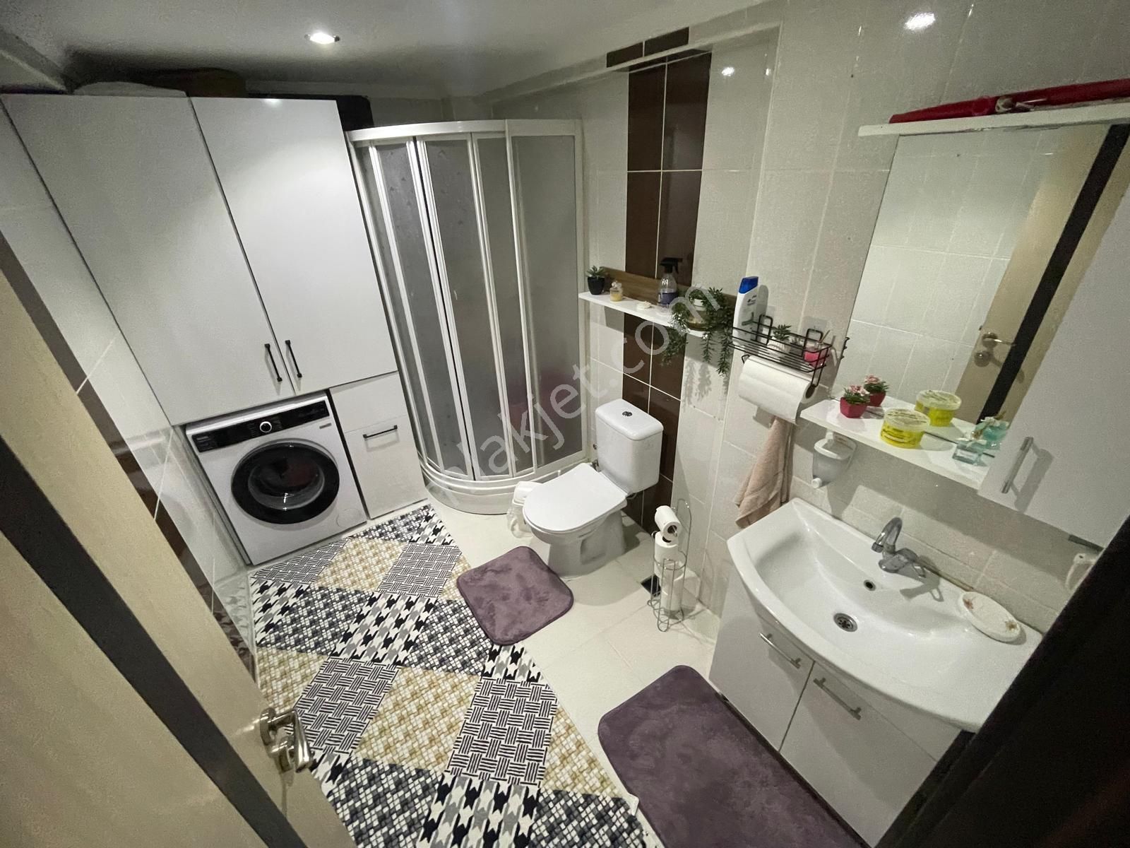 Sincan Yenikent'de Satılık 3+1 Ara Kat Ön Cephe Çift Banyolu Daire - Görsel 5