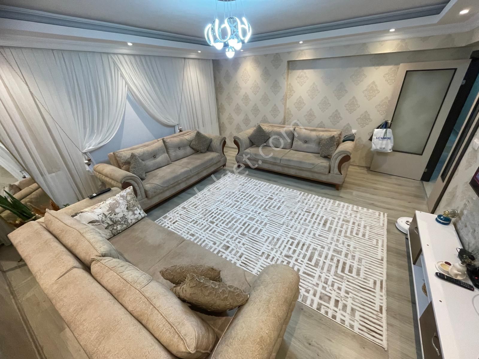 Sincan Yenikent'de Satılık 3+1 Ara Kat Ön Cephe Çift Banyolu Daire - Görsel 24