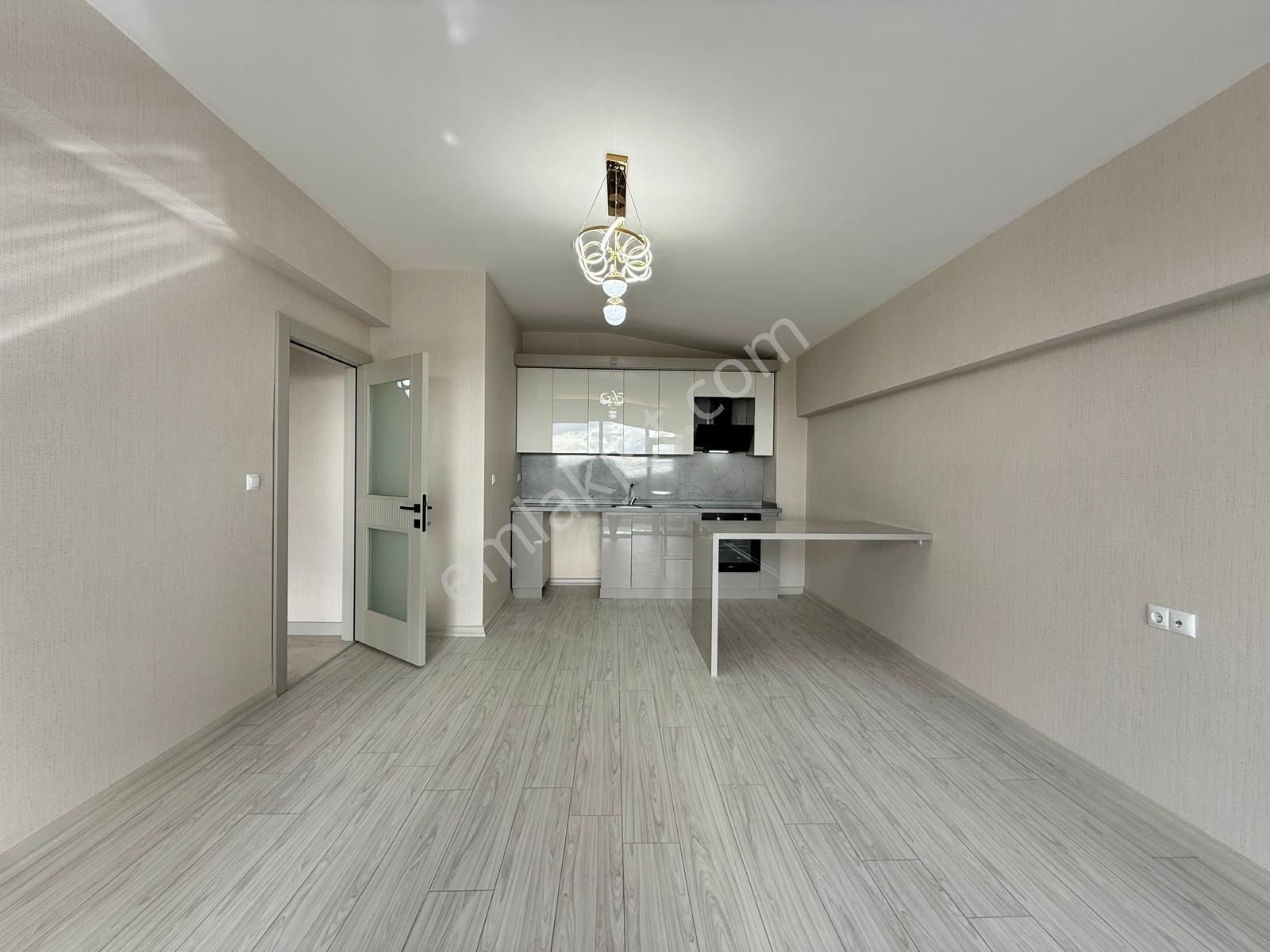 Kalecik Emlak'tan Asansörlü Eşsiz Tasarımlı 5+2 Dublex 220m² - Görsel 6