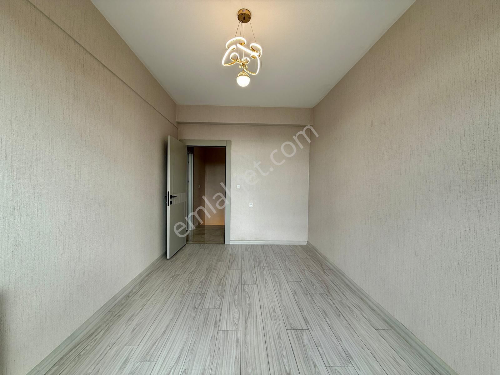 Kalecik Emlak'tan Asansörlü Eşsiz Tasarımlı 5+2 Dublex 220m² - Görsel 11