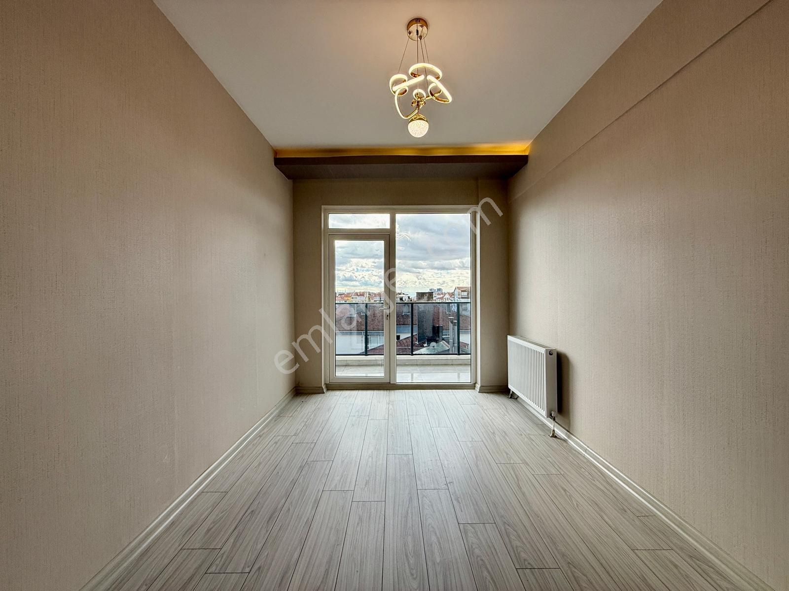 Kalecik Emlak'tan Asansörlü Eşsiz Tasarımlı 5+2 Dublex 220m² - Görsel 12